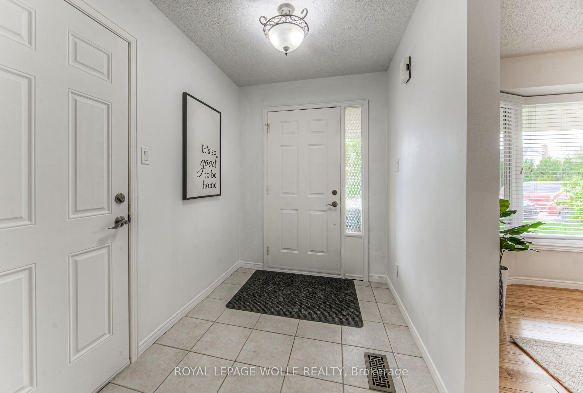 Photo 4 of 171 Mayberry Court, Waterloo — HOMEH