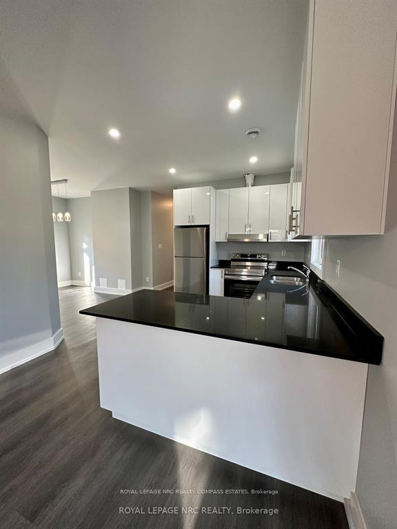 Photo 10 of Unit LOWER, 54 Griffith Street, Welland, Welland Downtown — HOMEH