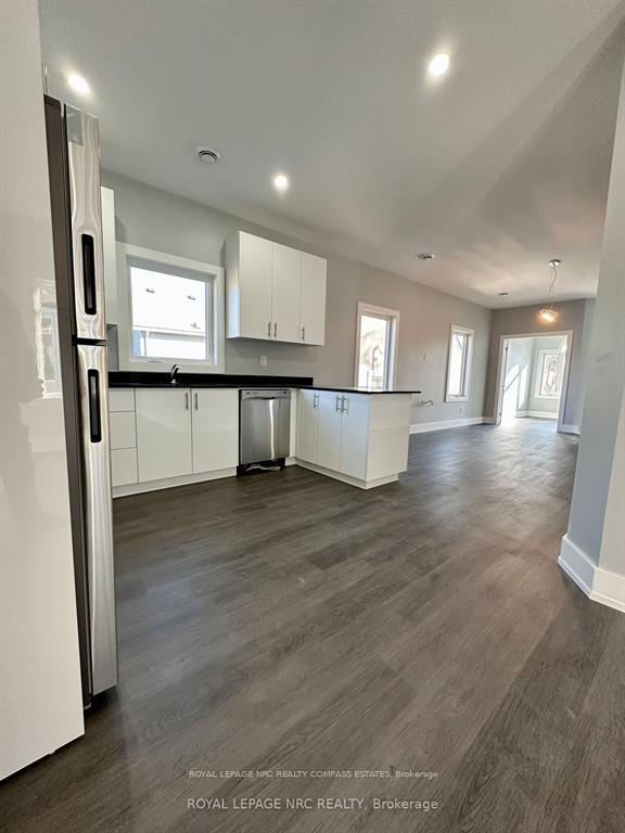 Photo 11 of Unit LOWER, 54 Griffith Street, Welland, Welland Downtown — HOMEH