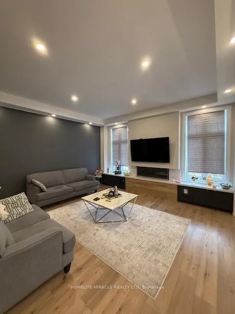 Photo 17 of 81 Morning Sparrow Drive, Vaughan, Kleinburg — HOMEH