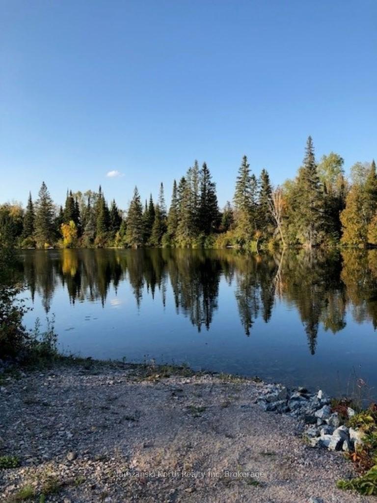 Photo 3 of 154 lapointe Road, West Nipissing, Crystal Falls — HOMEH