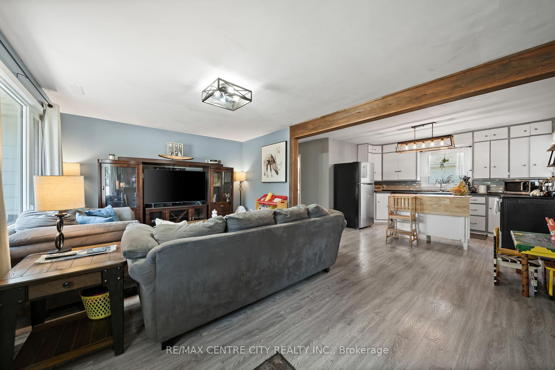 Photo 6 of 103 Caverly Road, Aylmer — HOMEH