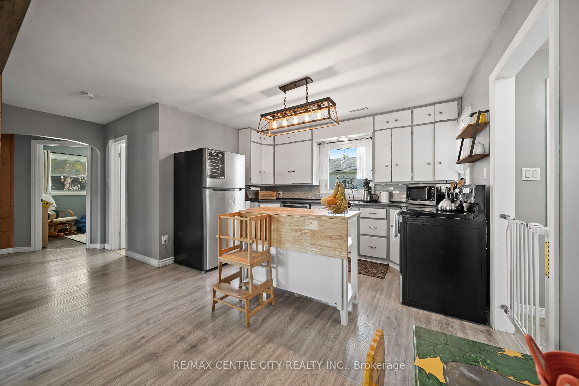 Photo 7 of 103 Caverly Road, Aylmer — HOMEH