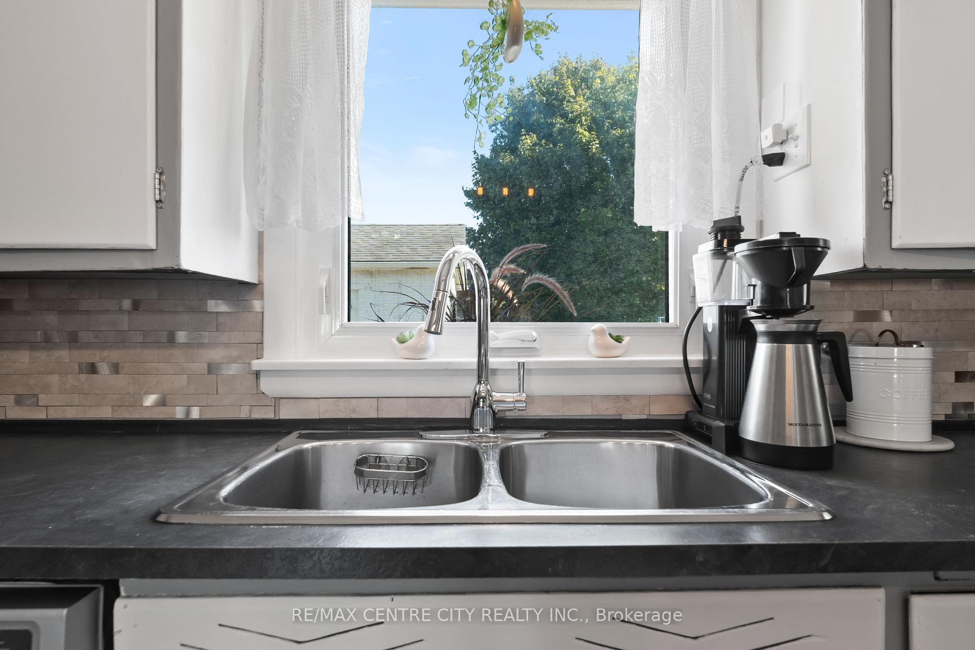Photo 9 of 103 Caverly Road, Aylmer — HOMEH