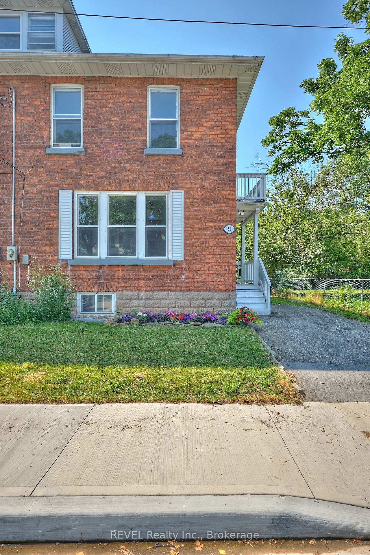 Front of 51 Grove Street
