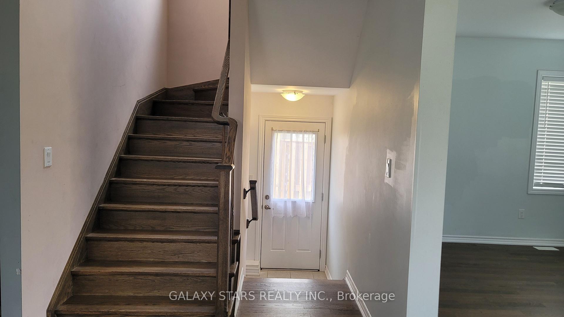 Photo 2 of 75 Bethune Avenue, Welland, Lincoln/Crowland — HOMEH