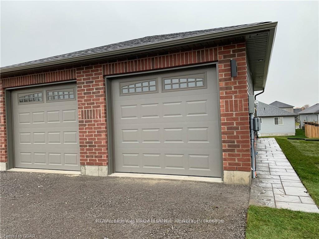 Photo 1 of 41 Dewal Place, Belleville, Belleville Ward — HOMEH