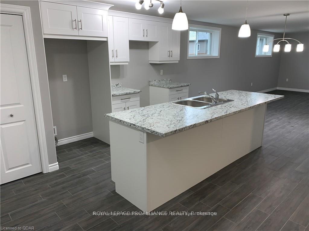 Photo 3 of 41 Dewal Place, Belleville, Belleville Ward — HOMEH