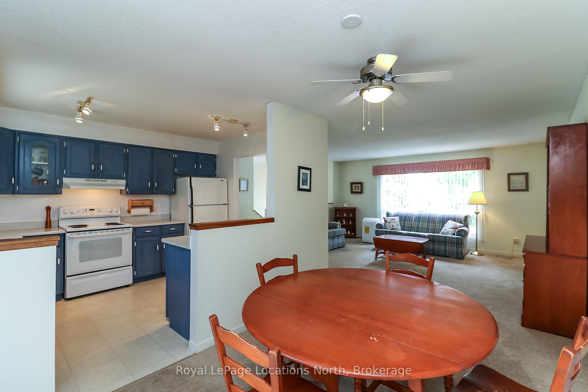 Photo 14 of 32 Lisbon Court, Wasaga Beach — HOMEH