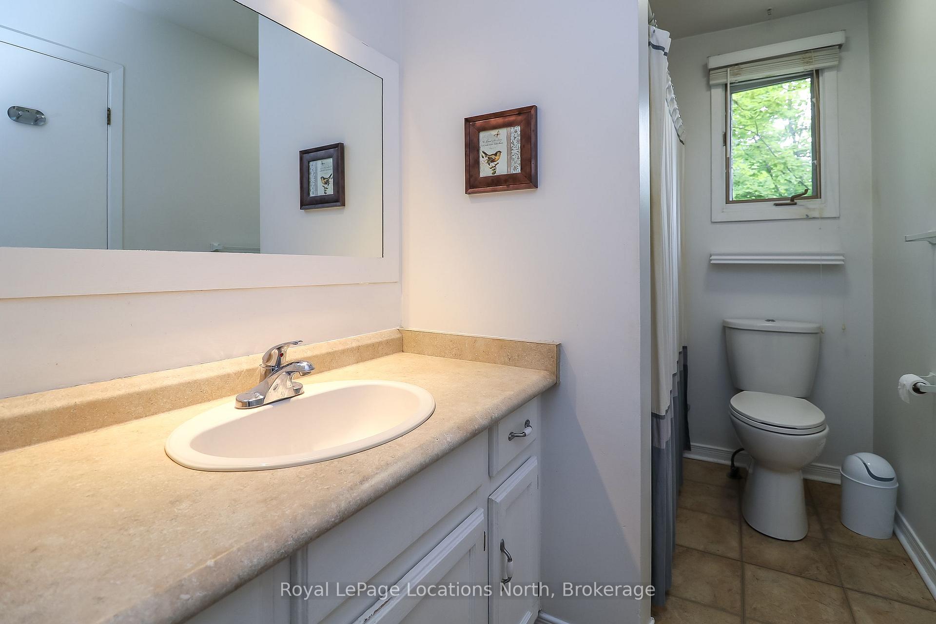 Photo 15 of 32 Lisbon Court, Wasaga Beach — HOMEH