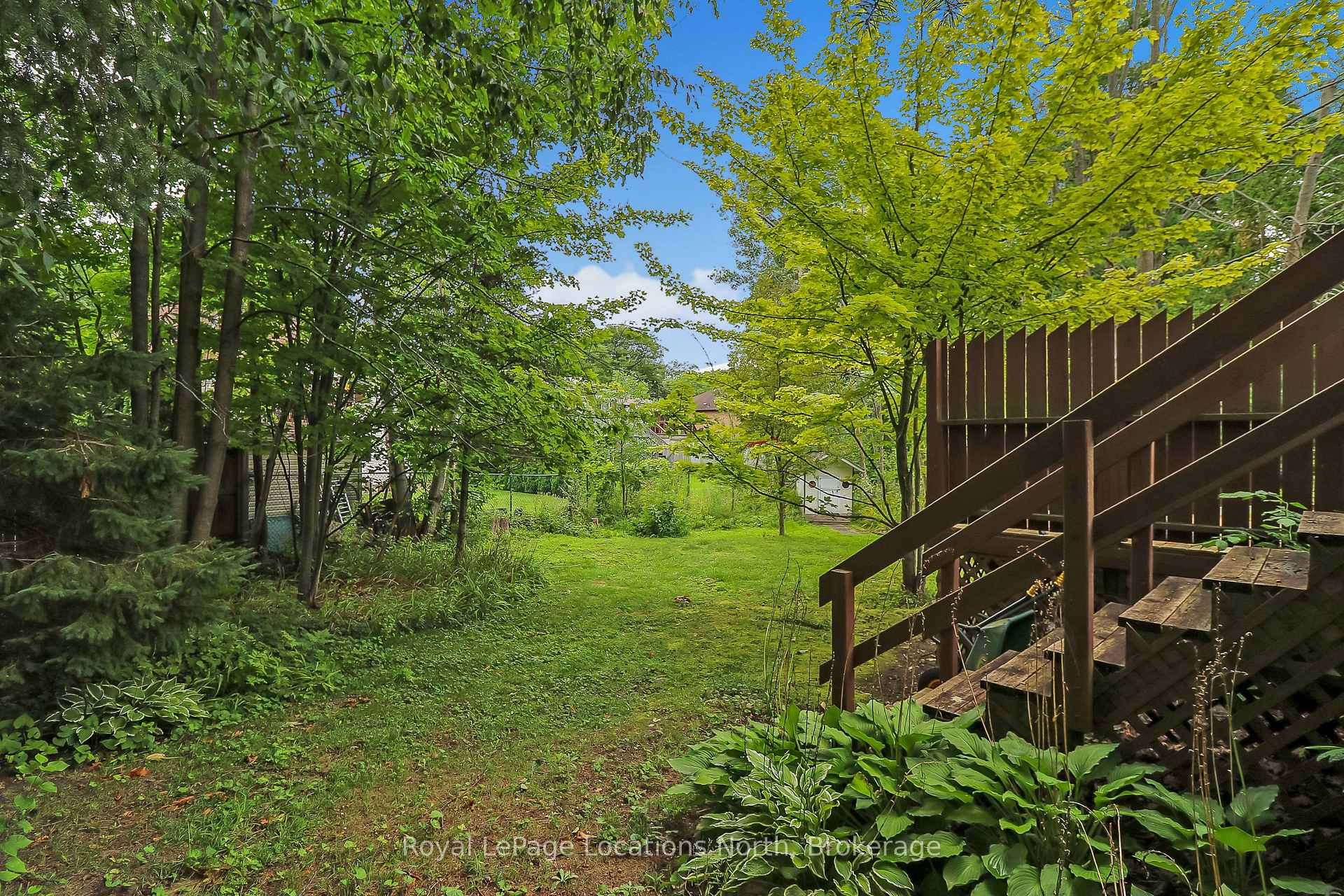 Photo 22 of 32 Lisbon Court, Wasaga Beach — HOMEH