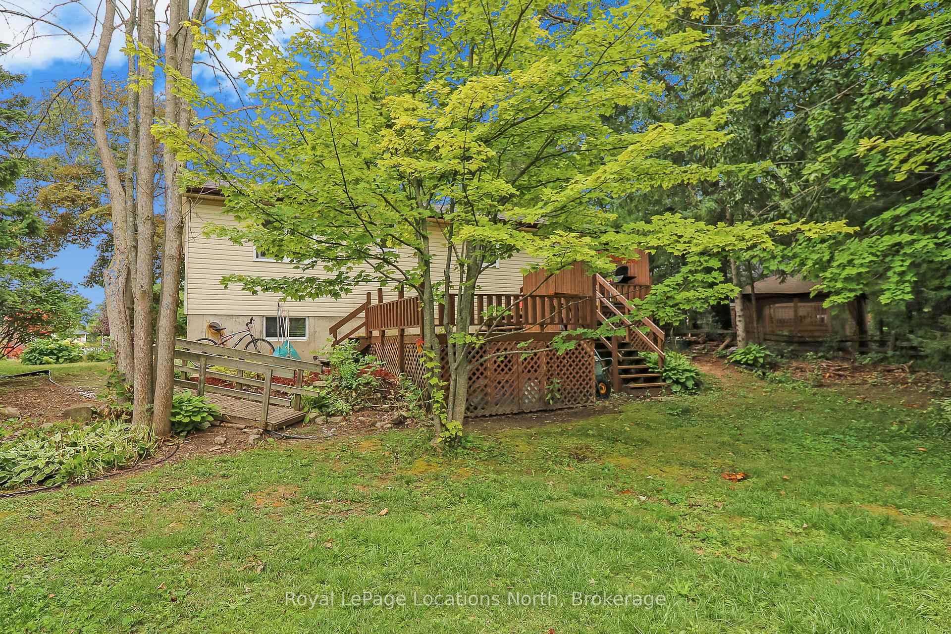 Photo 25 of 32 Lisbon Court, Wasaga Beach — HOMEH