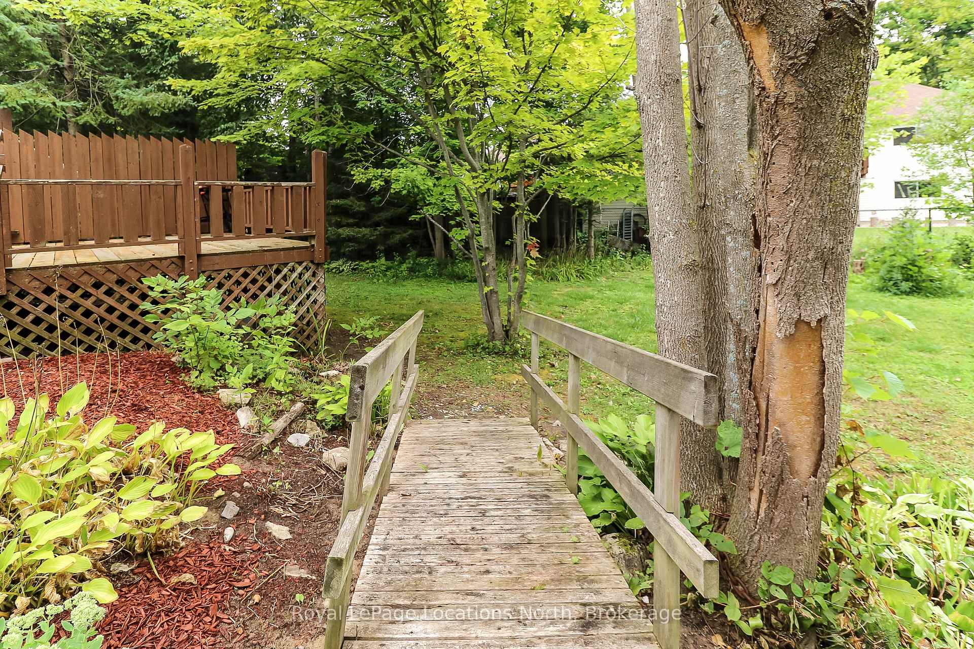 Photo 29 of 32 Lisbon Court, Wasaga Beach — HOMEH