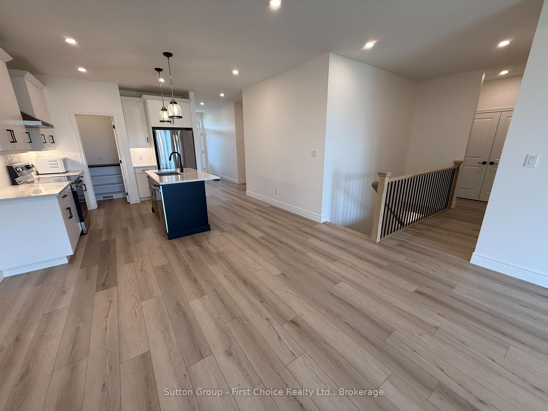 Photo 4 of 207 Arden Crescent, West Perth, Mitchell — HOMEH