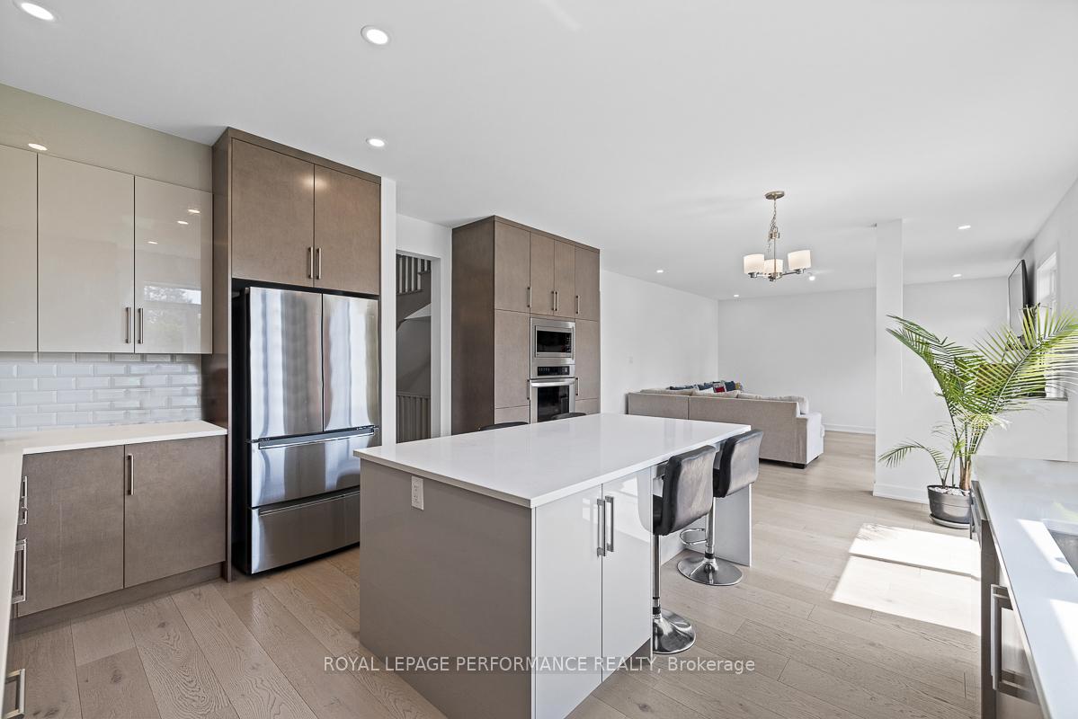 Photo 13 of 612 Kenabeek Terrace, Ottawa, Riverside South/Gloucester Glen — HOMEH