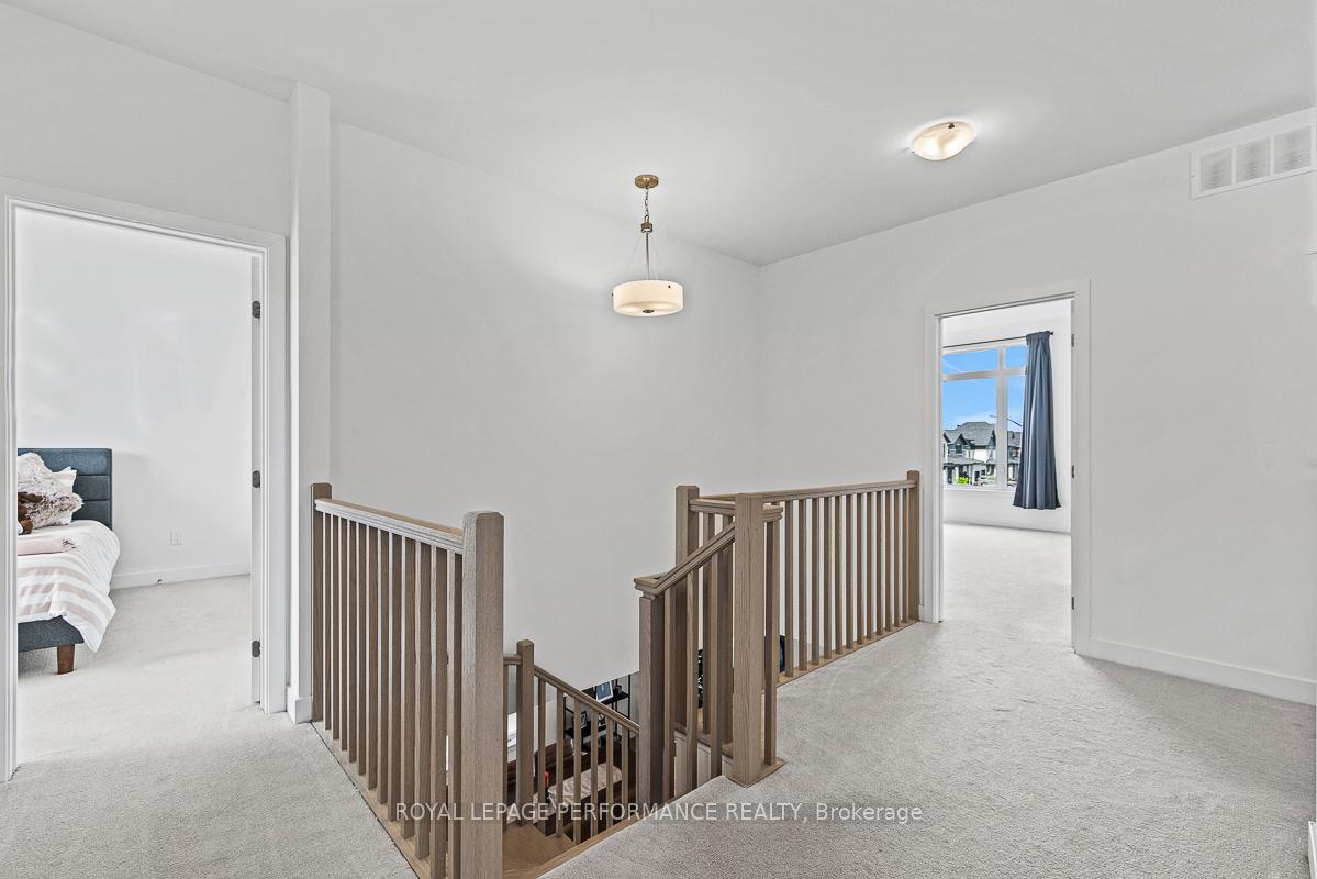 Photo 18 of 612 Kenabeek Terrace, Ottawa, Riverside South/Gloucester Glen — HOMEH