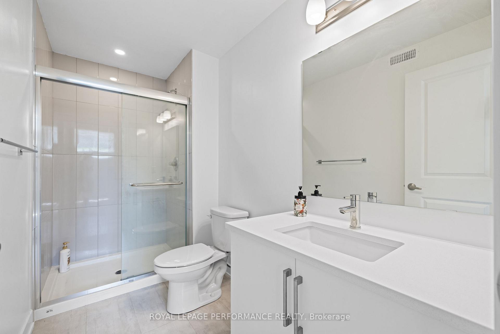 Photo 40 of 612 Kenabeek Terrace, Ottawa, Riverside South/Gloucester Glen — HOMEH