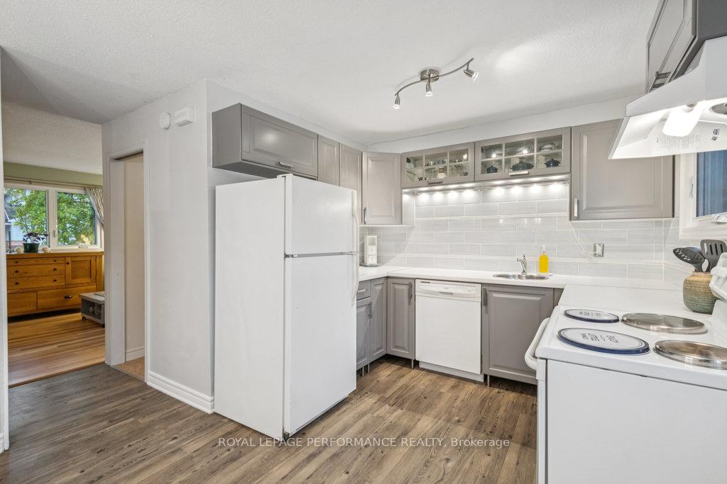 Photo 16 of 285 Lanark Avenue, Ottawa, Westboro North — HOMEH
