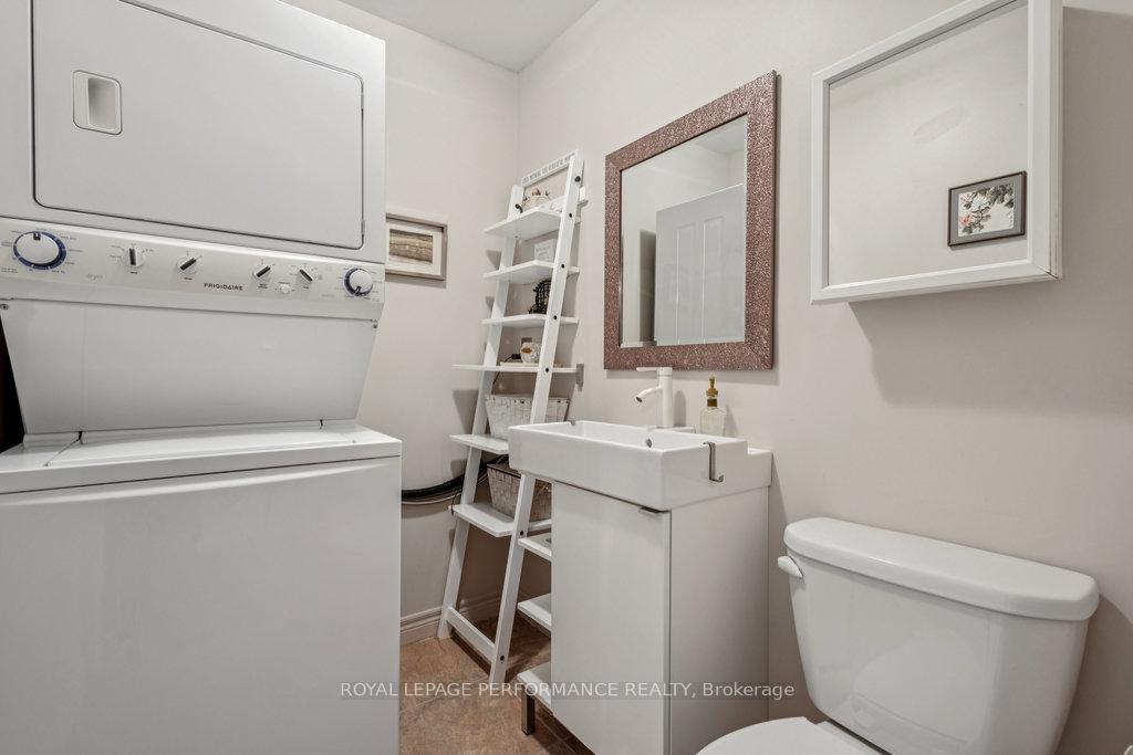 Photo 19 of 285 Lanark Avenue, Ottawa, Westboro North — HOMEH