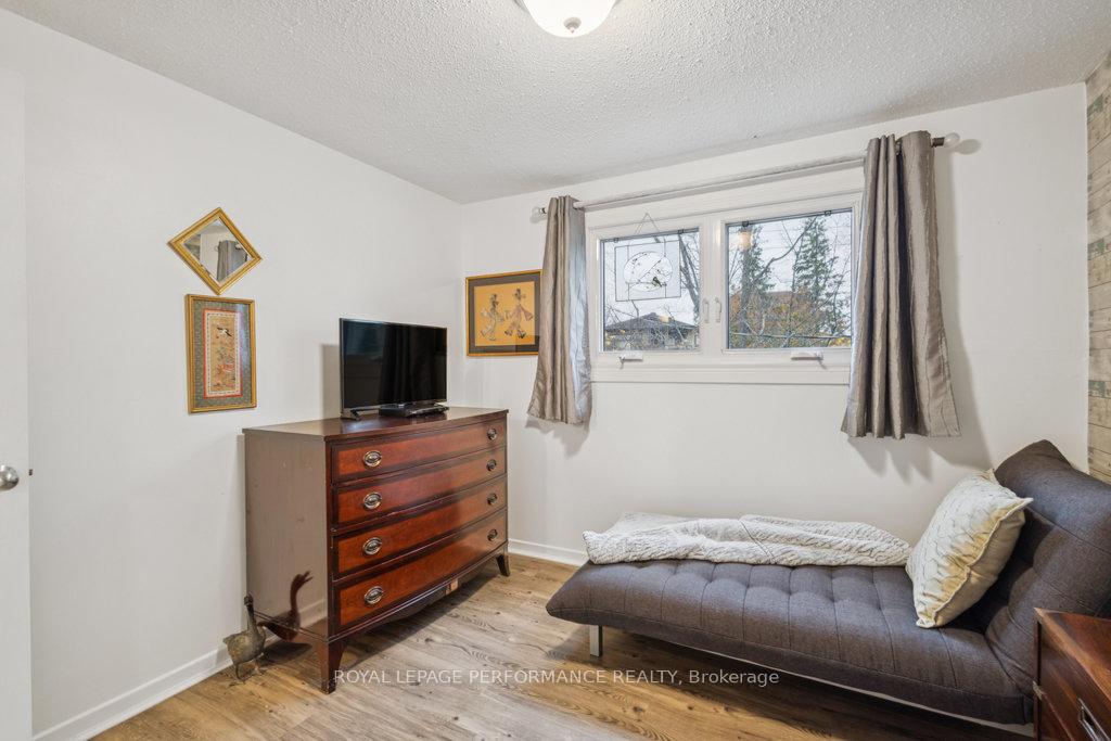 Photo 31 of 285 Lanark Avenue, Ottawa, Westboro North — HOMEH