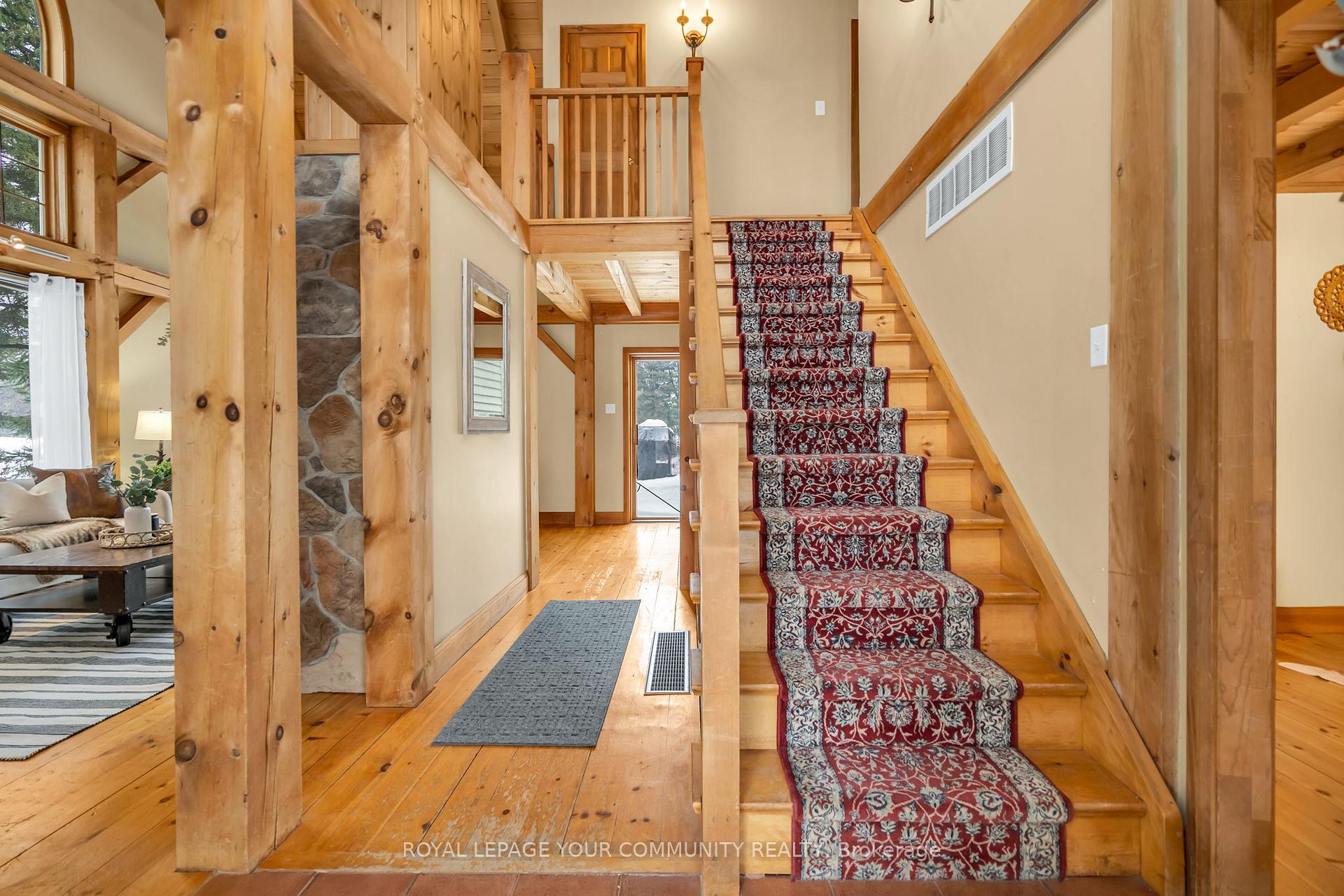 Photo 7 of 18 Hilda Avenue, Uxbridge, Rural Uxbridge — HOMEH