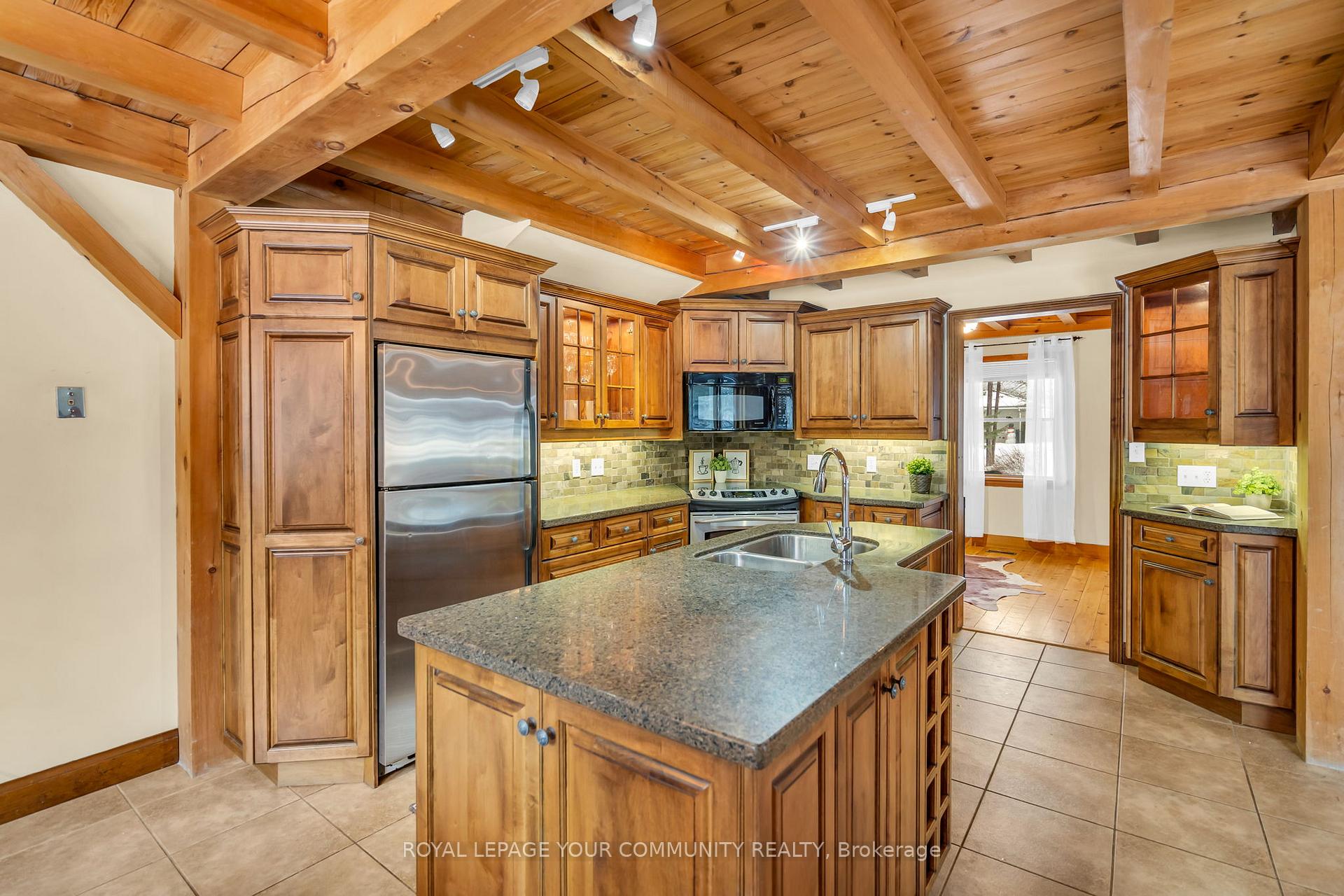 Photo 19 of 18 Hilda Avenue, Uxbridge, Rural Uxbridge — HOMEH