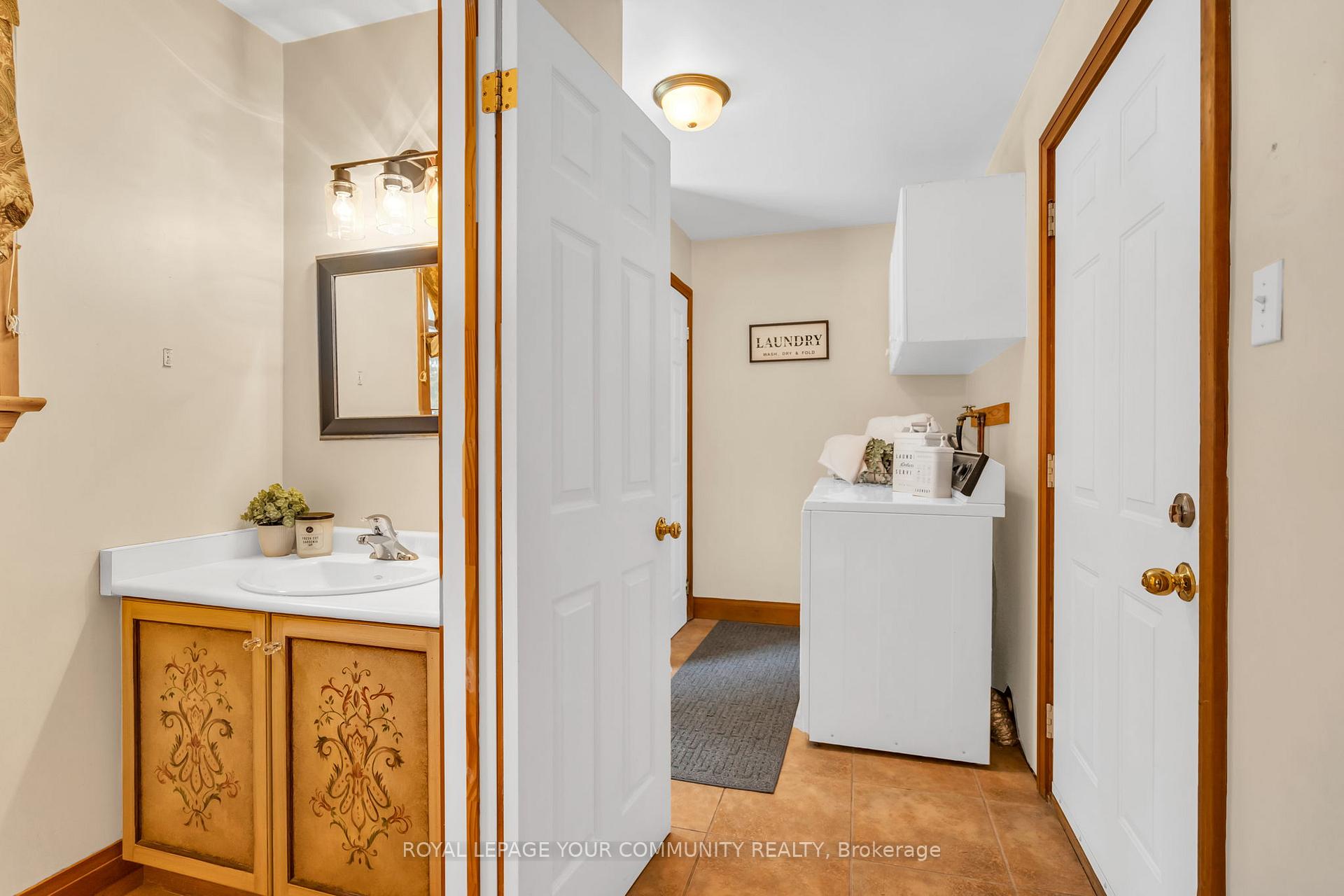 Photo 26 of 18 Hilda Avenue, Uxbridge, Rural Uxbridge — HOMEH
