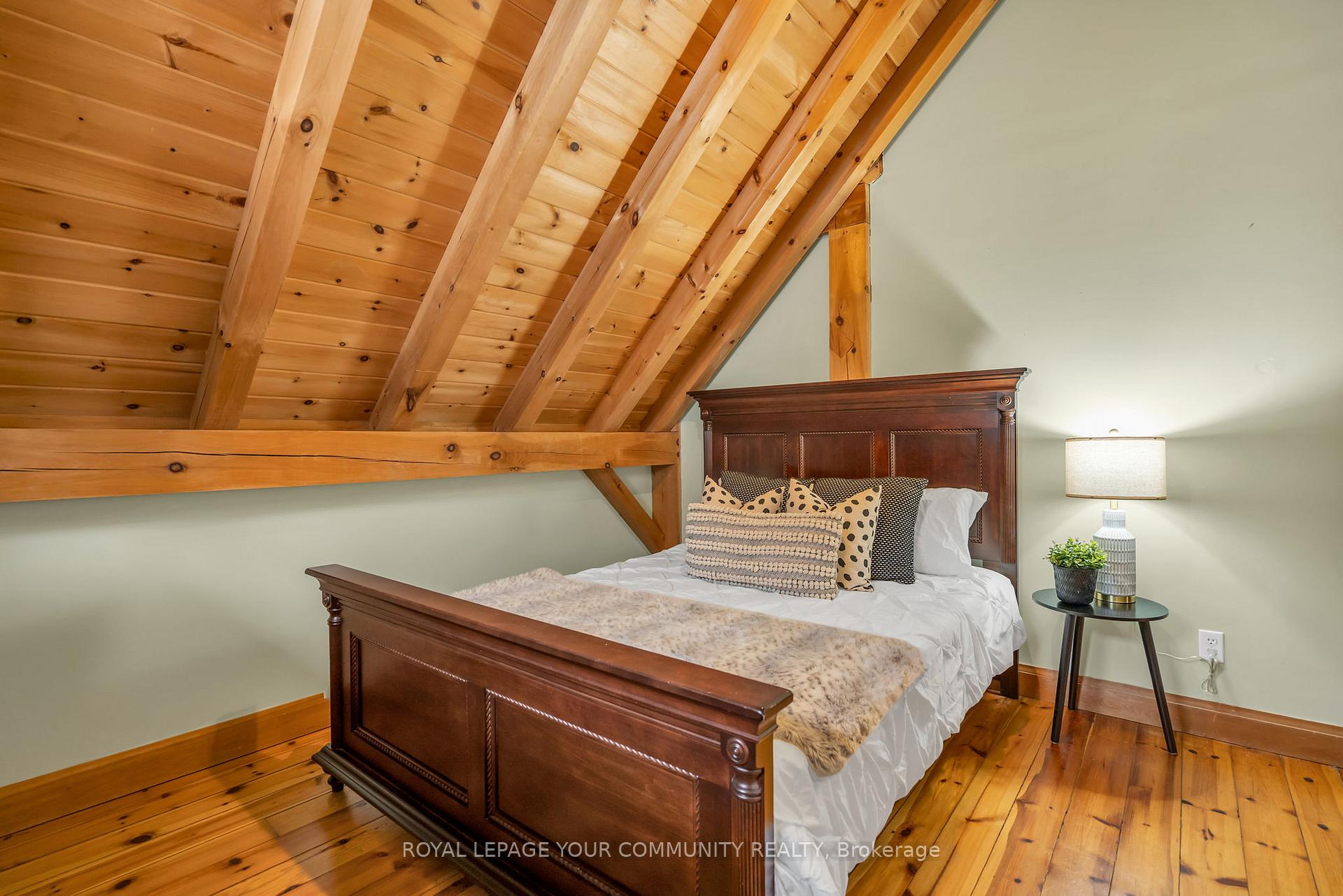 Photo 33 of 18 Hilda Avenue, Uxbridge, Rural Uxbridge — HOMEH