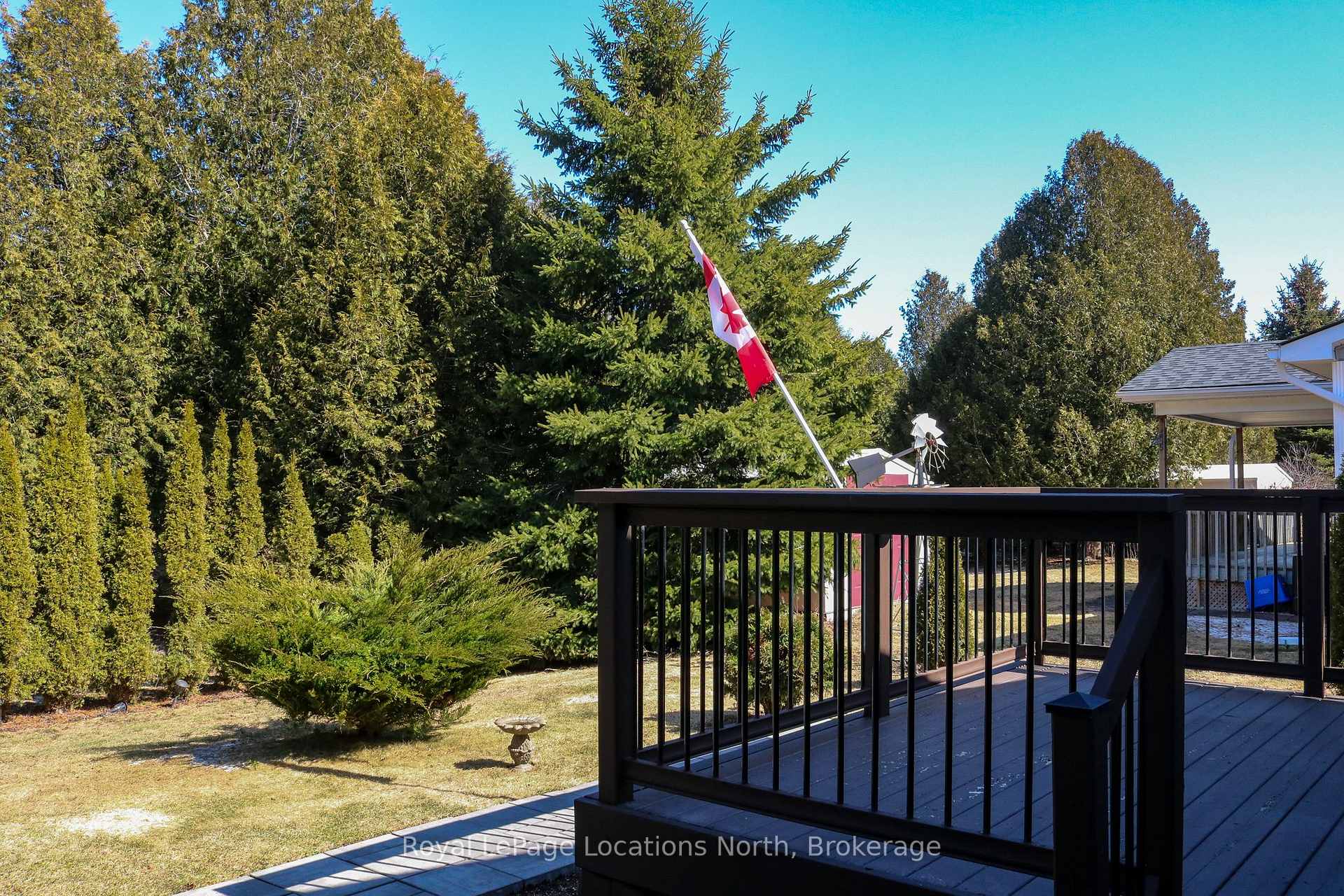 Photo 2 of 25 St James Place, Wasaga Beach — HOMEH