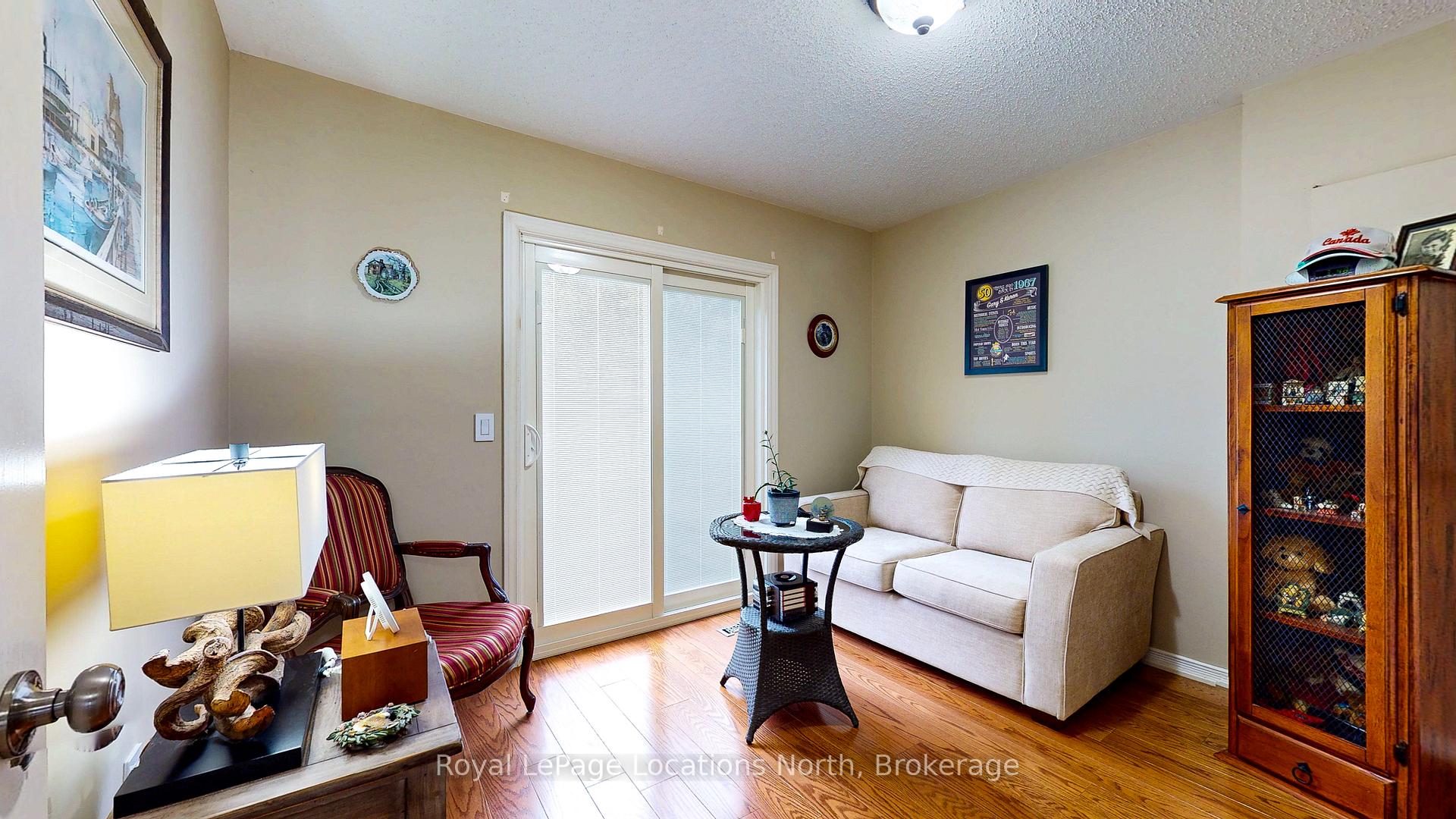 Photo 14 of 25 St James Place, Wasaga Beach — HOMEH