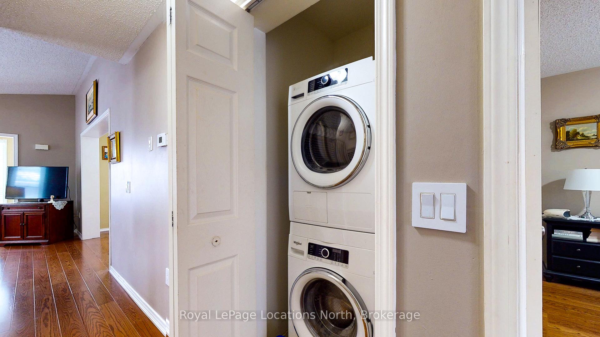 Photo 17 of 25 St James Place, Wasaga Beach — HOMEH