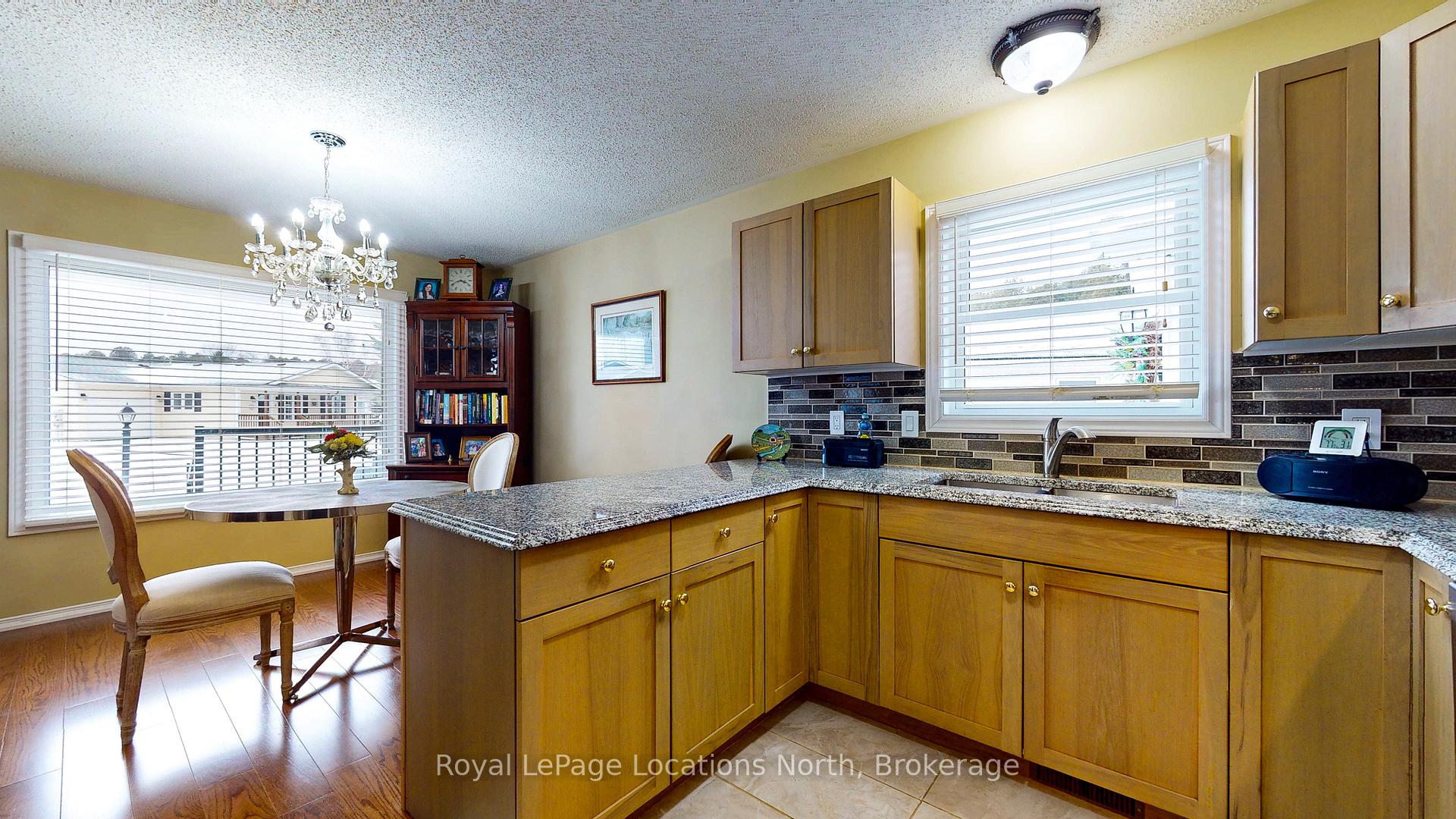 Photo 19 of 25 St James Place, Wasaga Beach — HOMEH