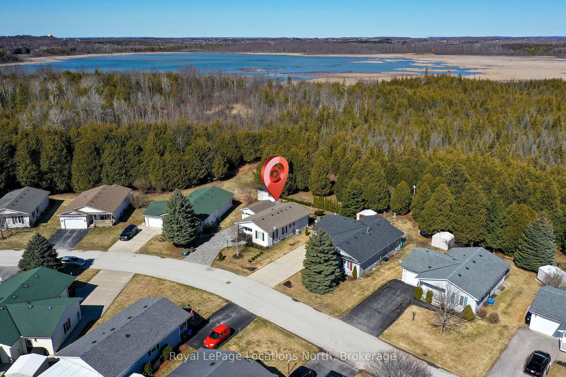 Photo 34 of 25 St James Place, Wasaga Beach — HOMEH