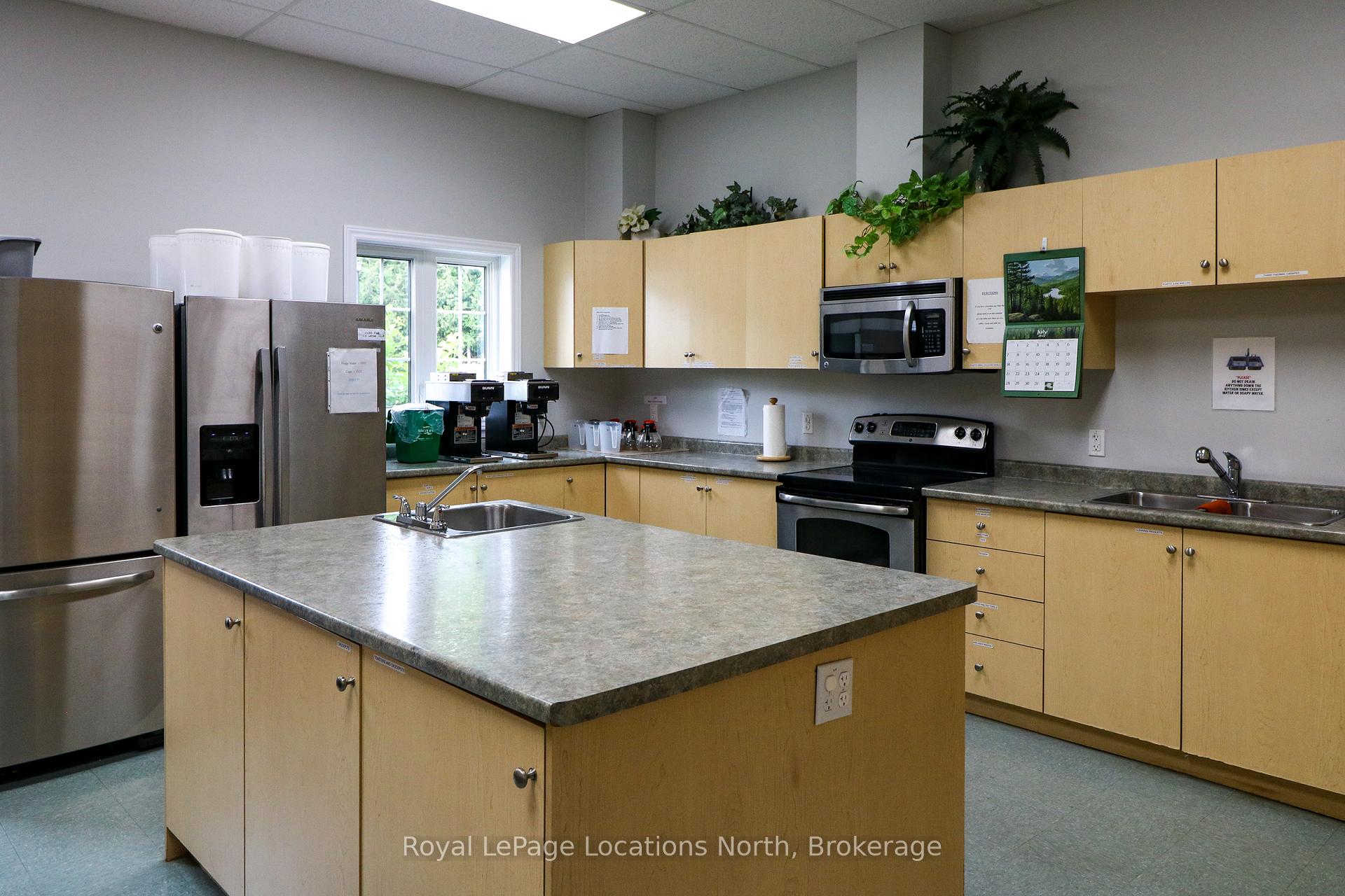 Photo 47 of 25 St James Place, Wasaga Beach — HOMEH