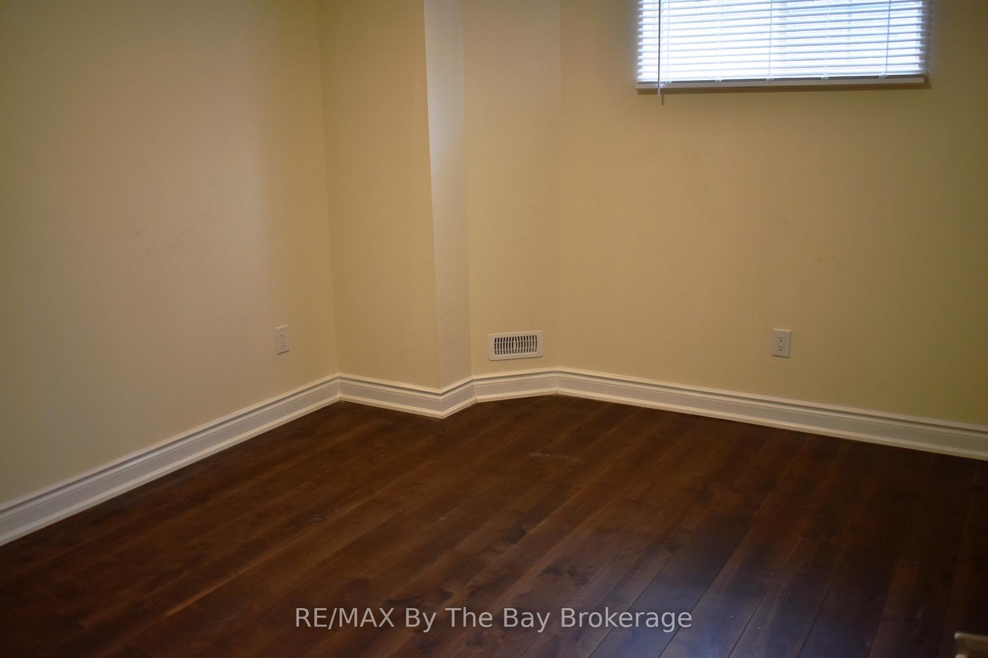 Photo 3 of Unit Lower Level, 38 Downer Crescent, Wasaga Beach — HOMEH
