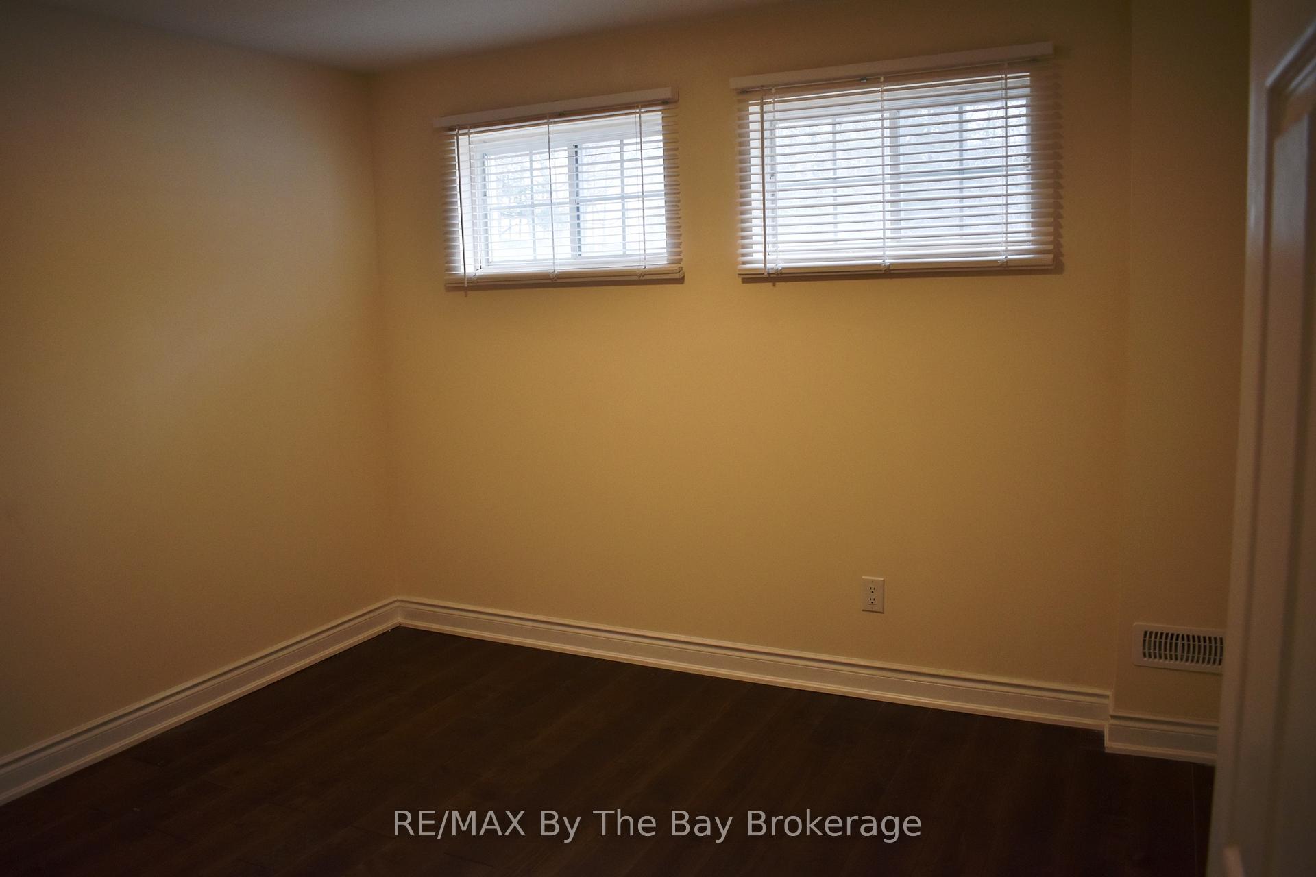 Photo 5 of Unit Lower Level, 38 Downer Crescent, Wasaga Beach — HOMEH