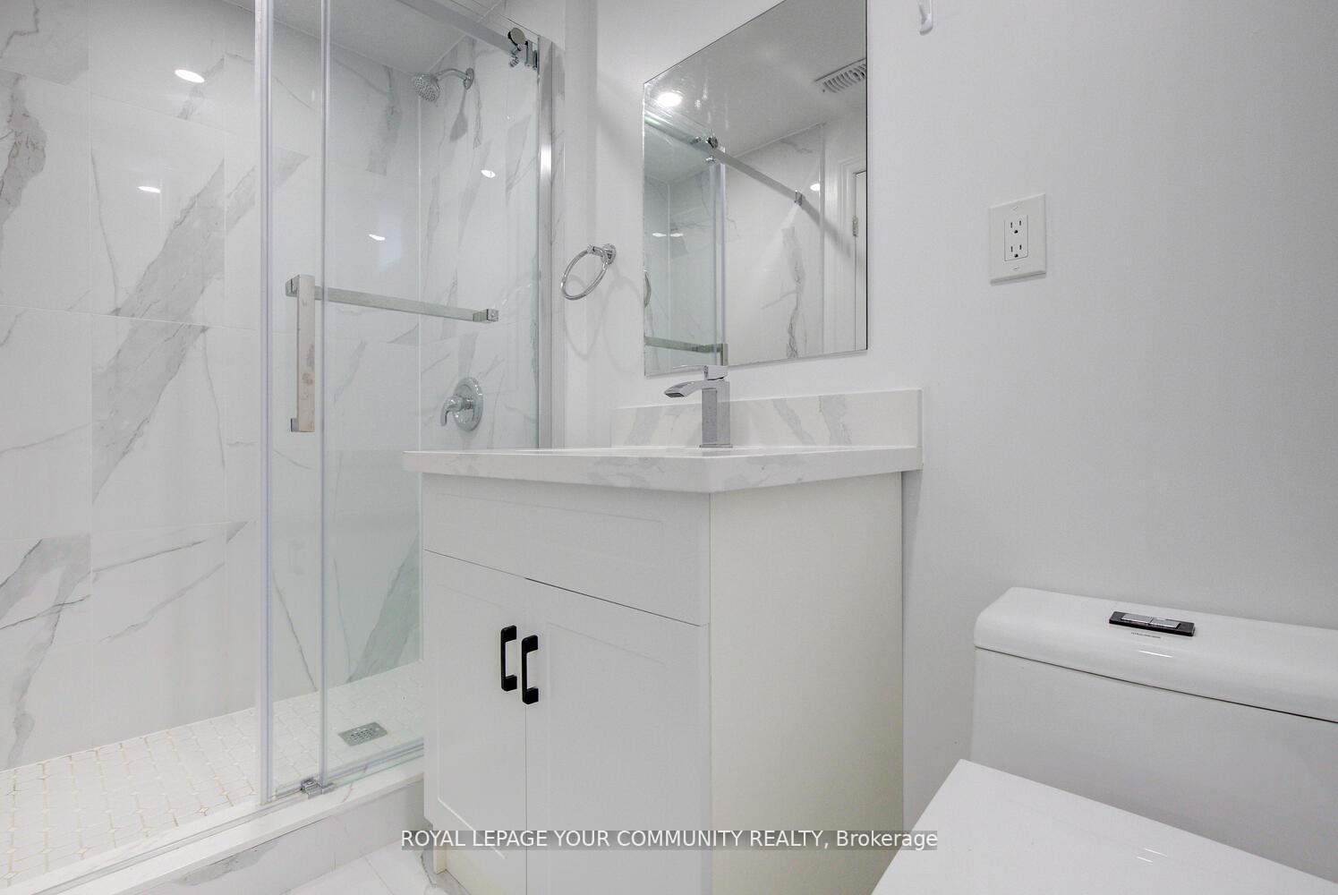 Photo 38 of 2 Bestview Crescent, Vaughan, Rural Vaughan — HOMEH