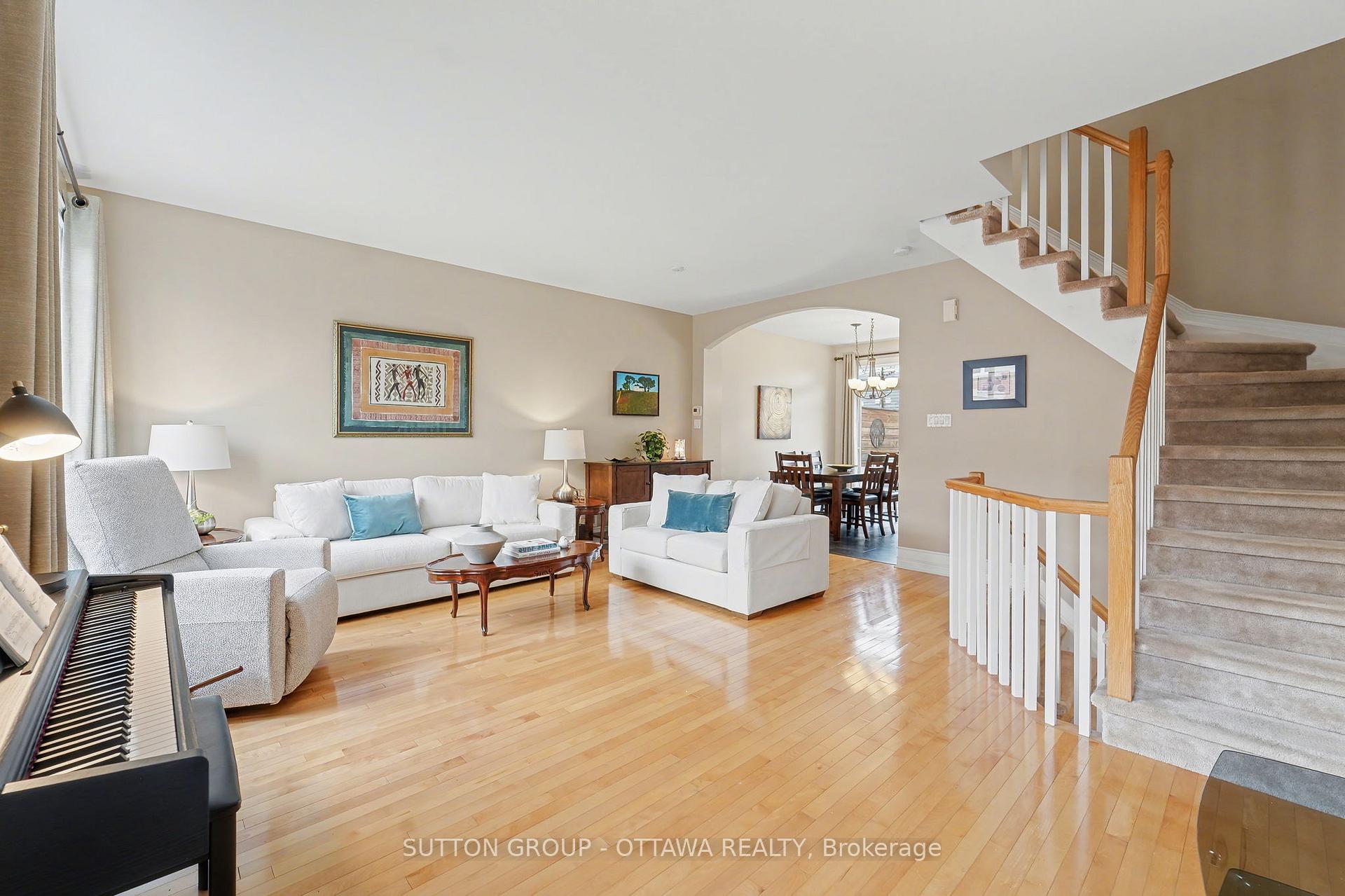 Photo 9 of 235 West Village Private, Ottawa, Westboro South — HOMEH