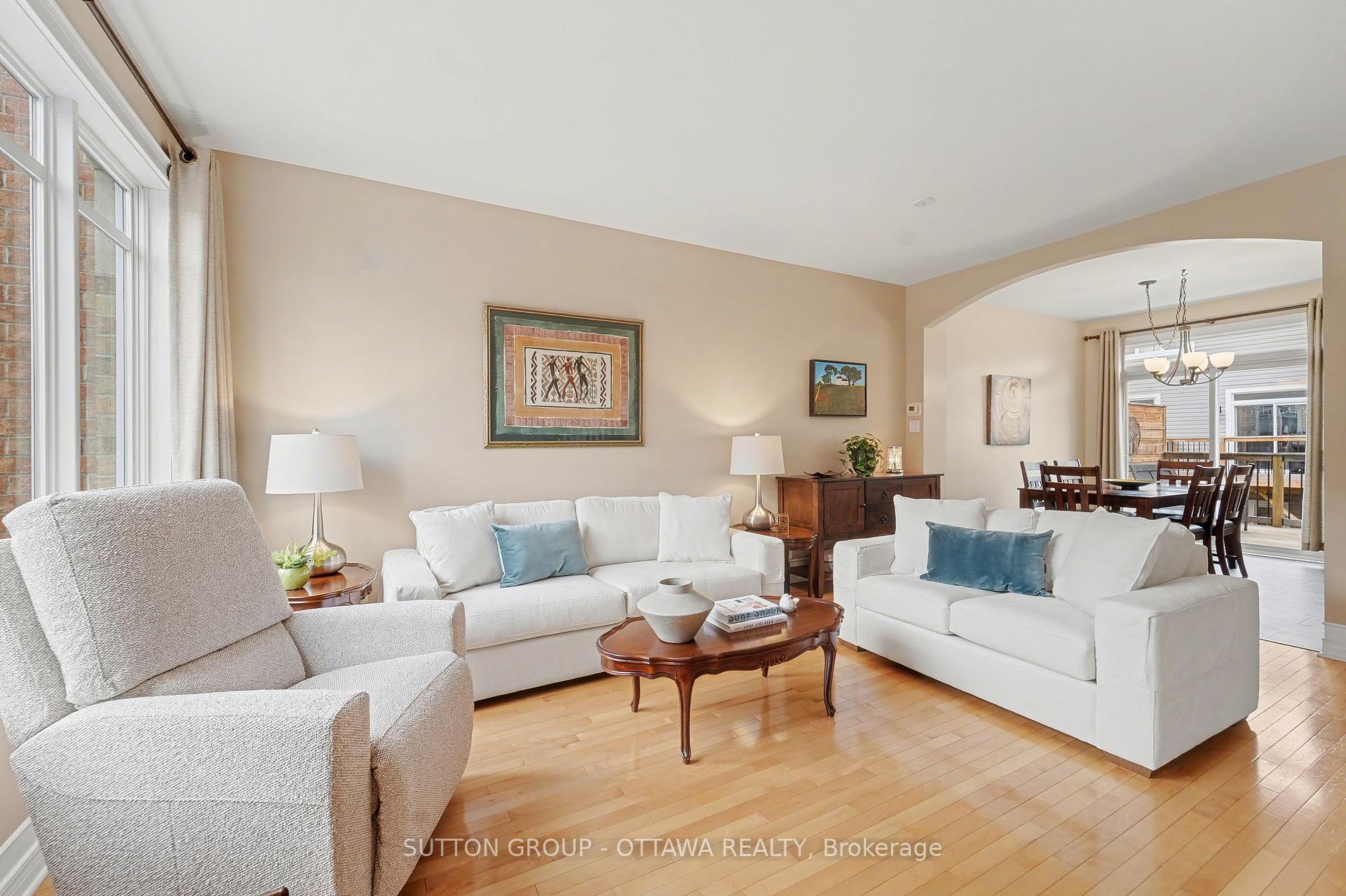 Photo 10 of 235 West Village Private, Ottawa, Westboro South — HOMEH