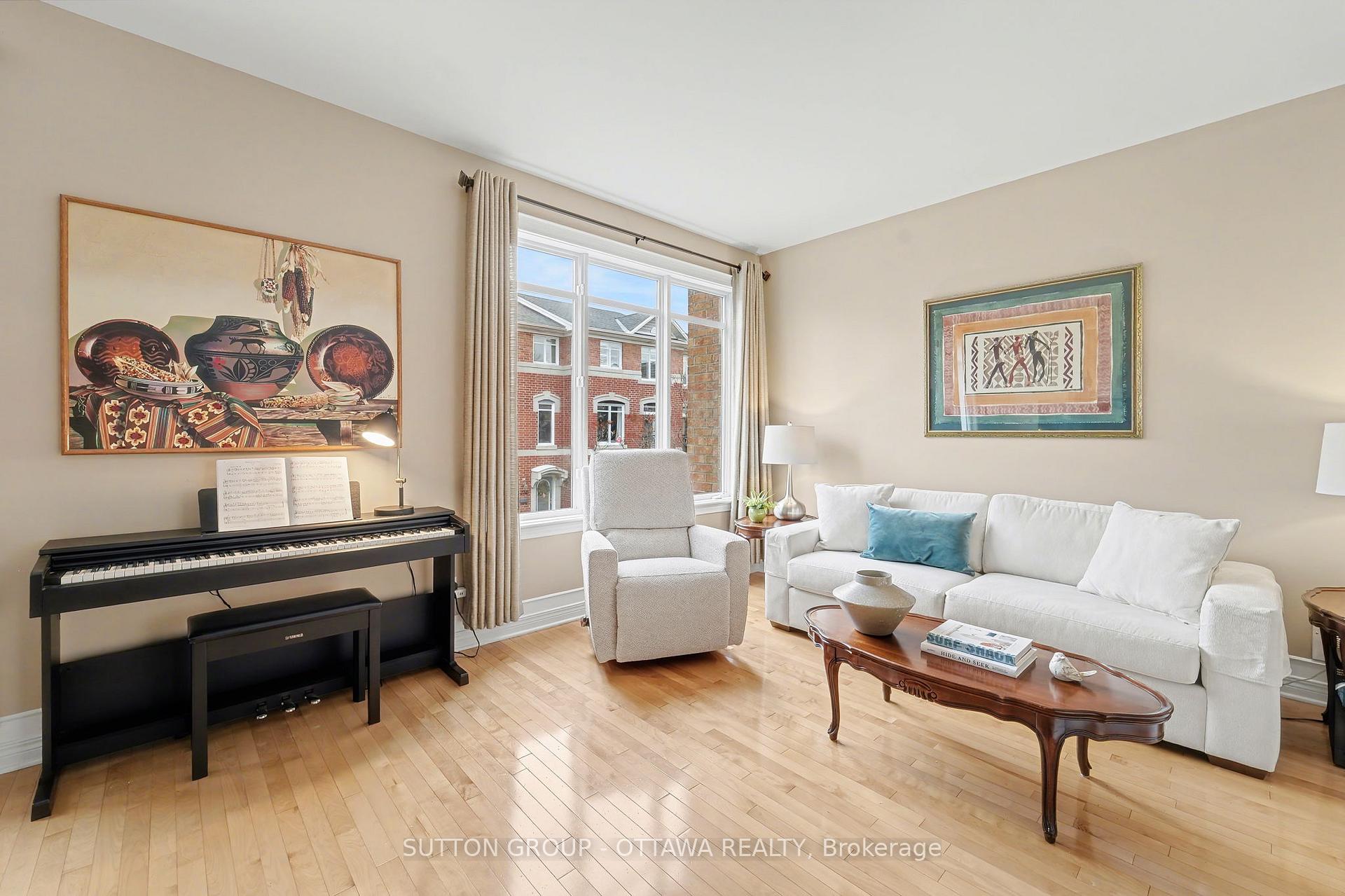 Photo 11 of 235 West Village Private, Ottawa, Westboro South — HOMEH