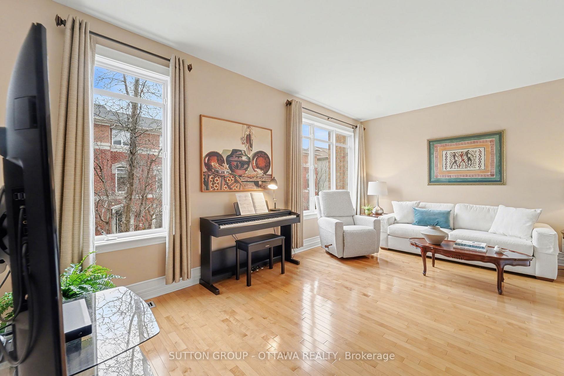 Photo 12 of 235 West Village Private, Ottawa, Westboro South — HOMEH
