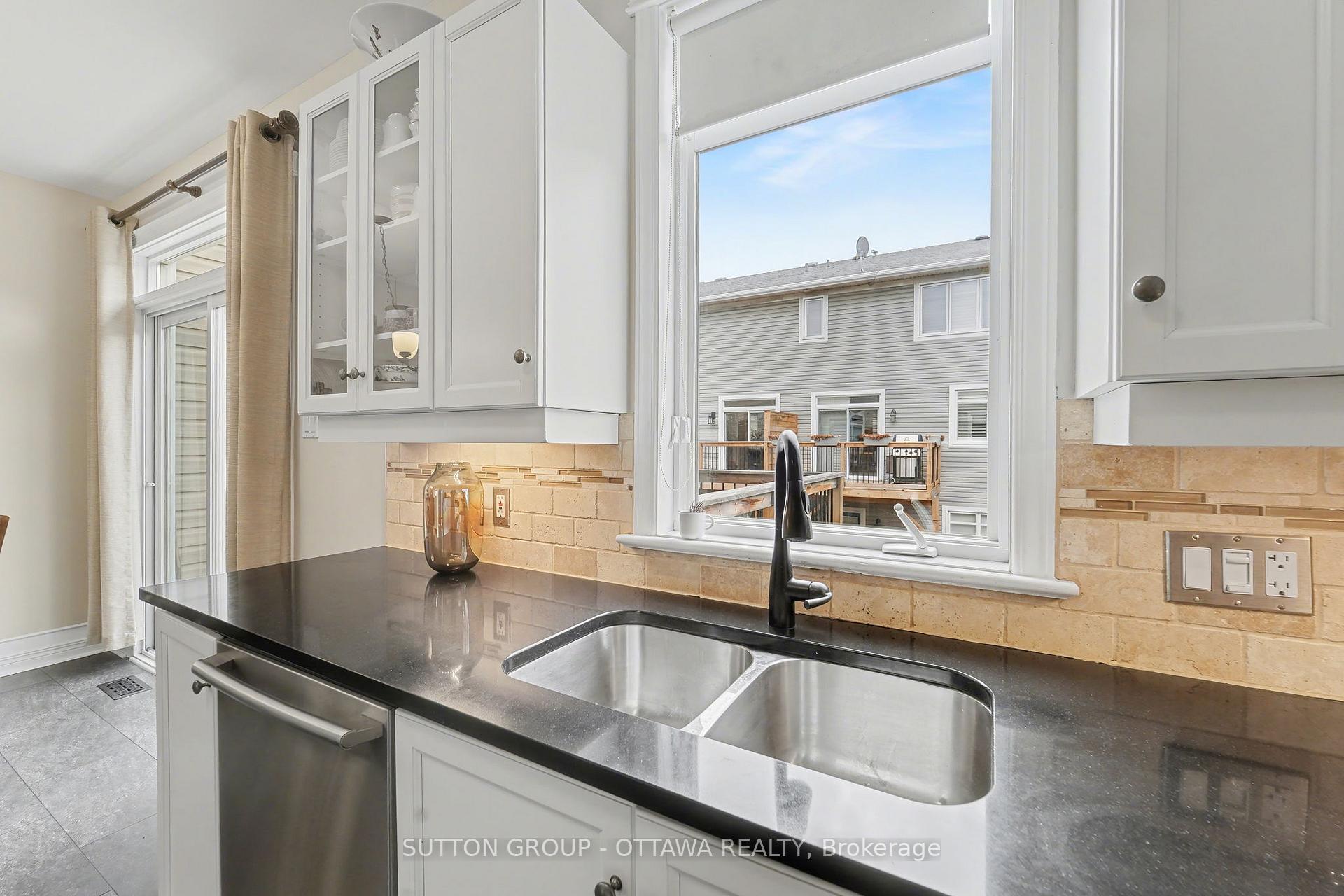 Photo 18 of 235 West Village Private, Ottawa, Westboro South — HOMEH