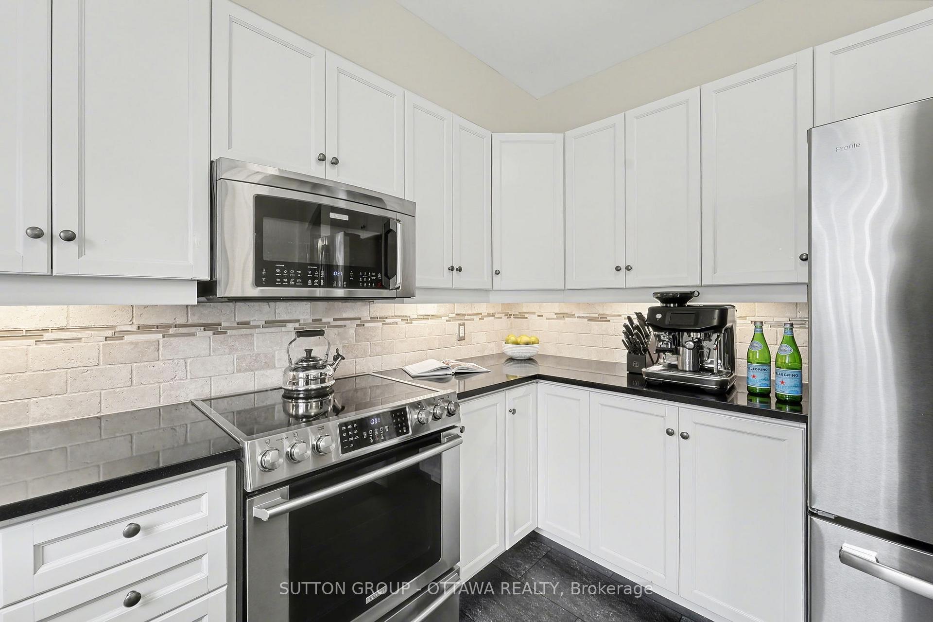 Photo 20 of 235 West Village Private, Ottawa, Westboro South — HOMEH