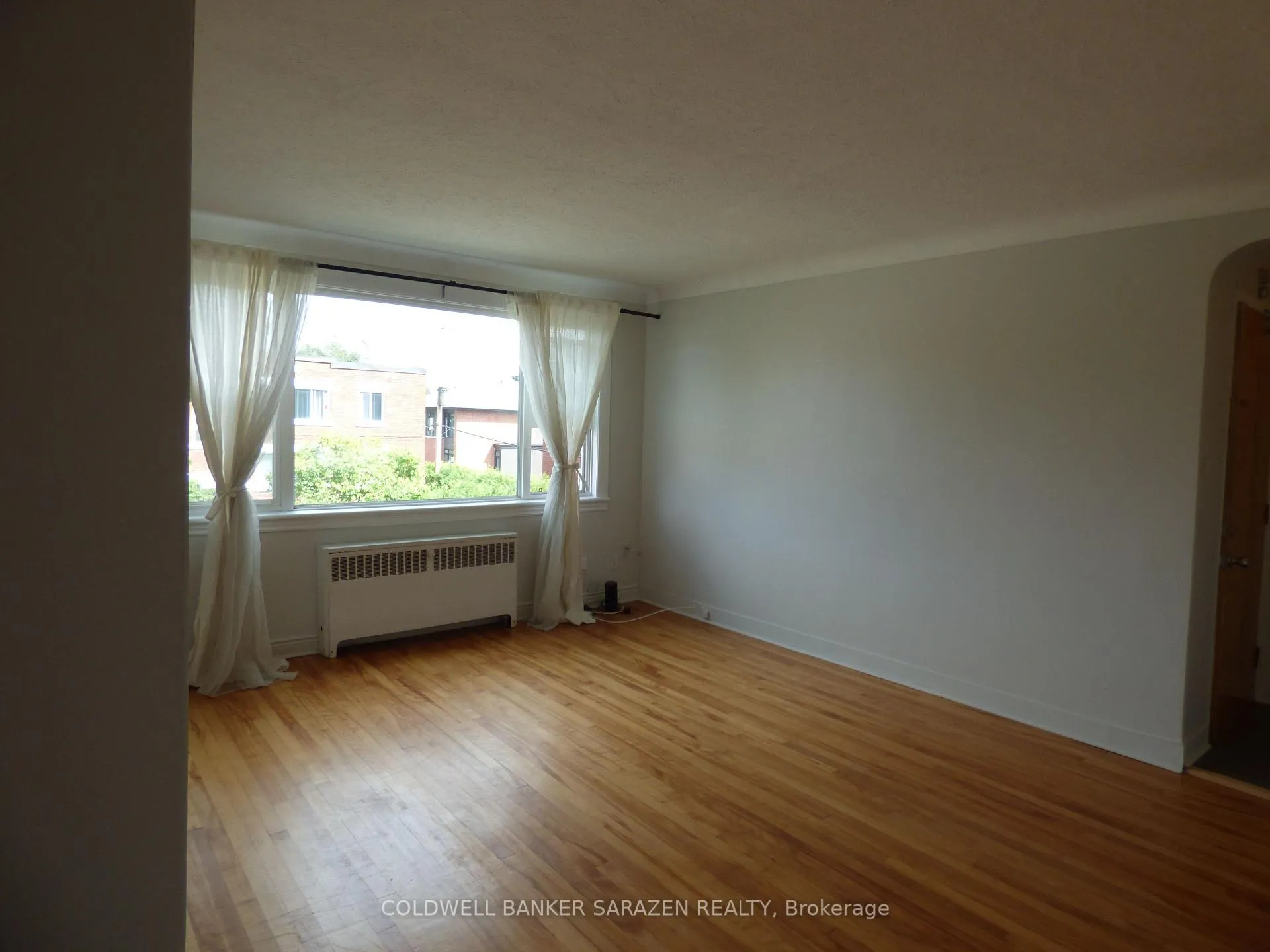 Photo 6 of Unit 3, 682 Irene Crescent, Ottawa, Westboro/Hampton Park — HOMEH