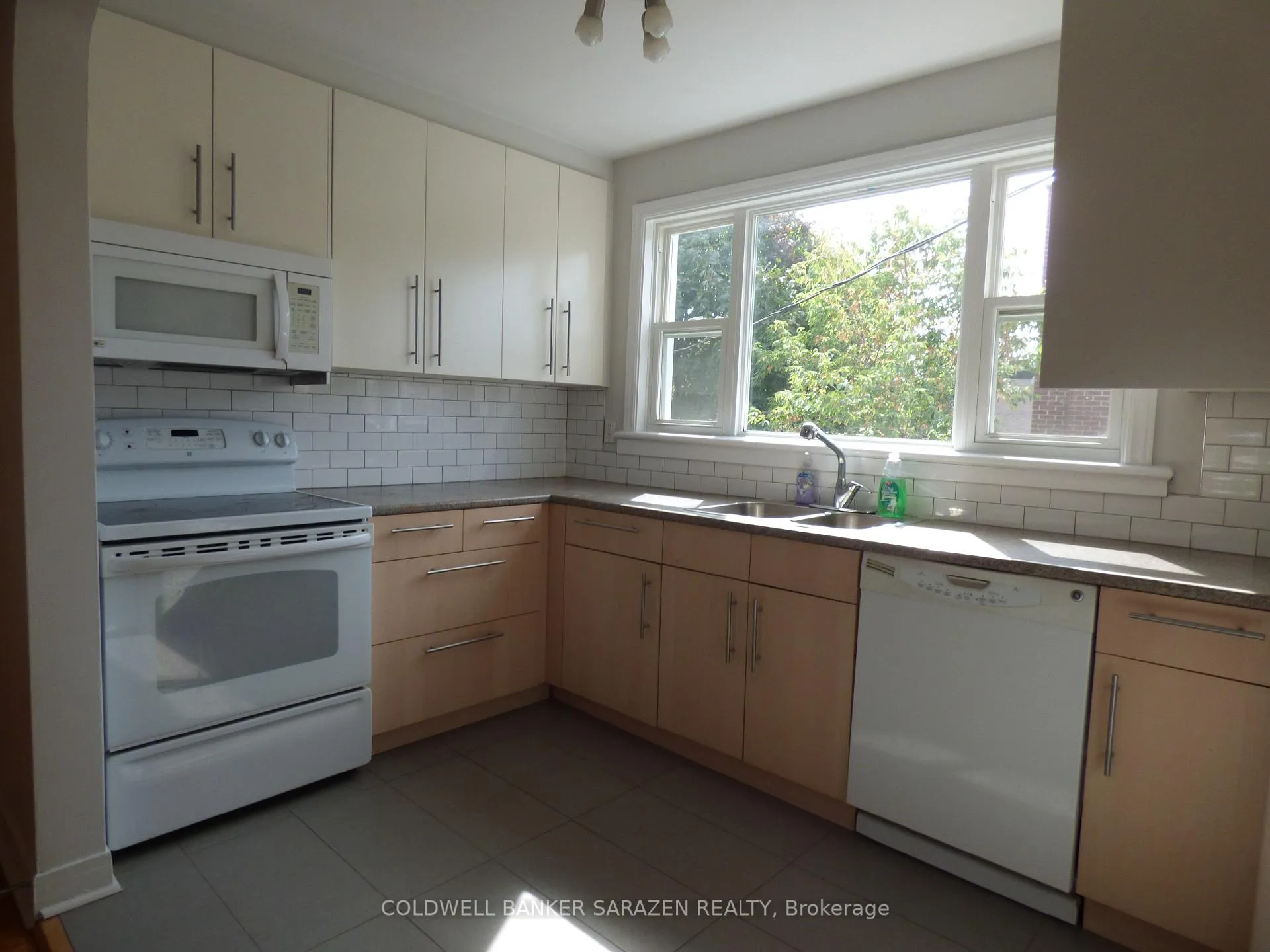Photo 19 of Unit 3, 682 Irene Crescent, Ottawa, Westboro/Hampton Park — HOMEH