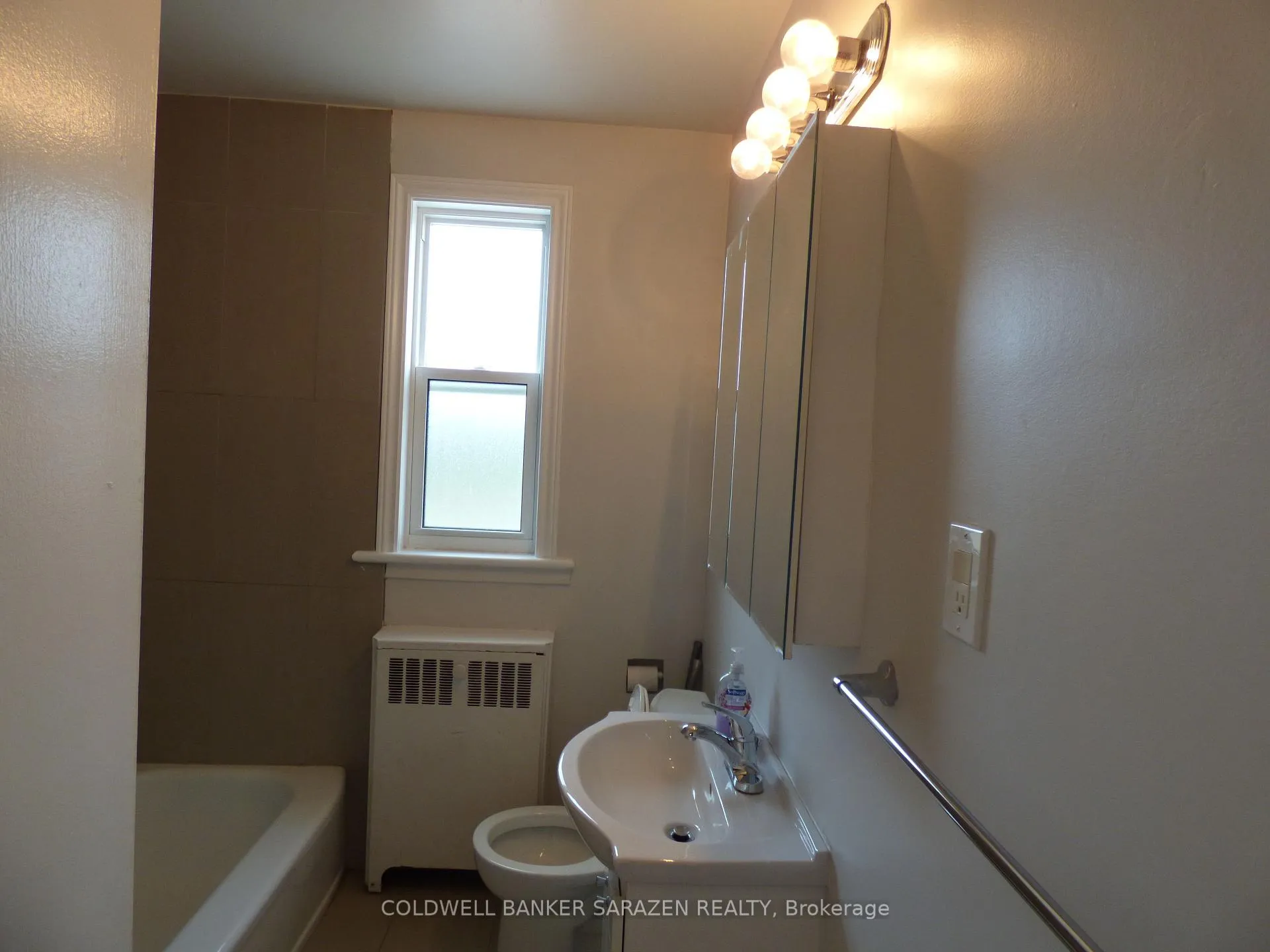 Photo 31 of Unit 3, 682 Irene Crescent, Ottawa, Westboro/Hampton Park — HOMEH