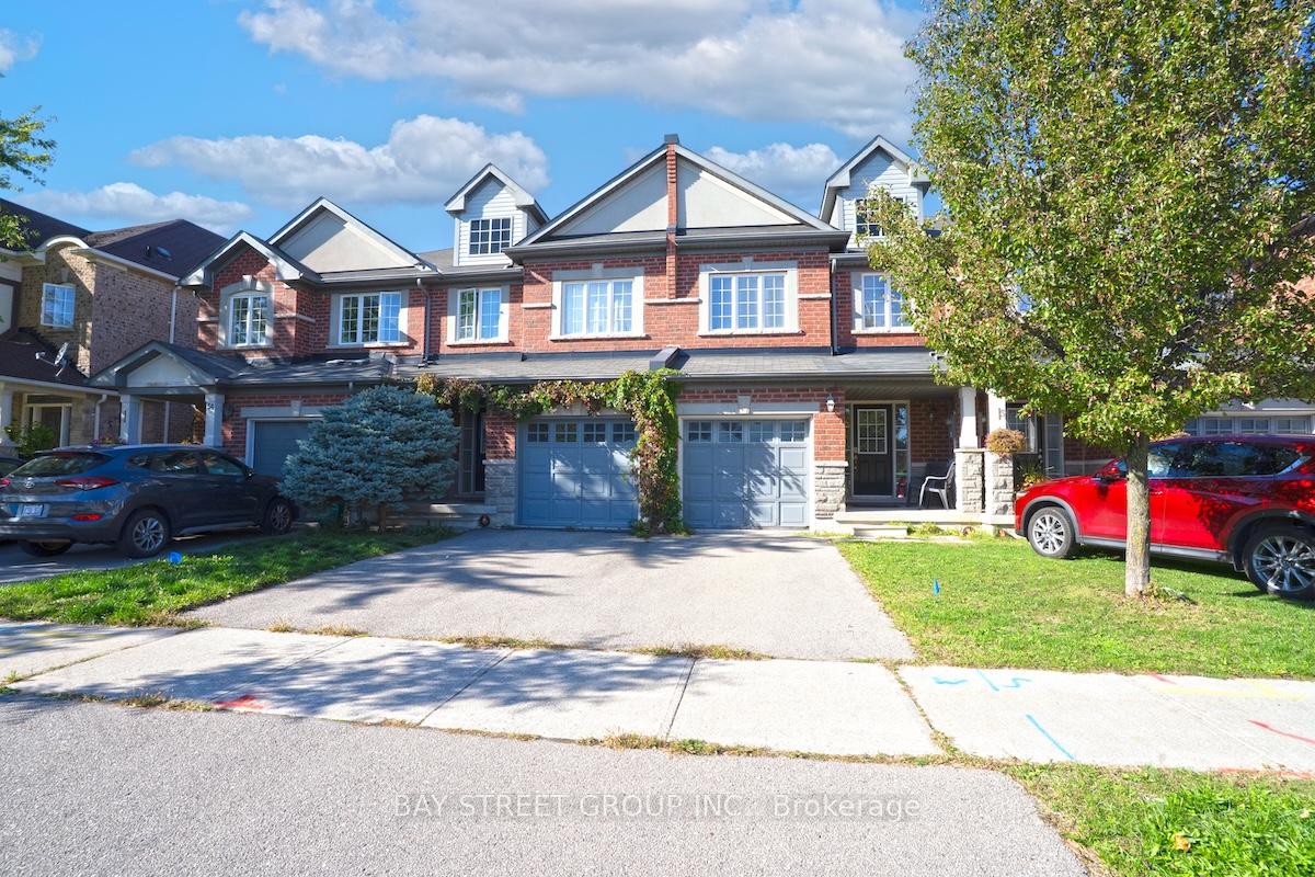 Photo 1 of 58 Carrier Crescent, Vaughan, Patterson — HOMEH