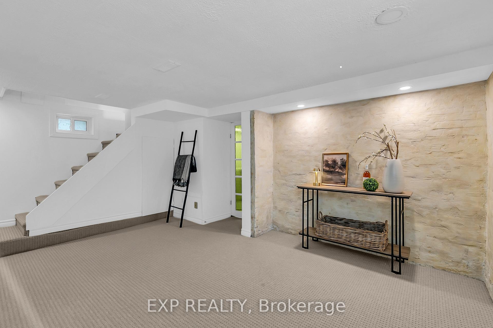 Photo 26 of 173 Belmont Avenue, Waterloo — HOMEH