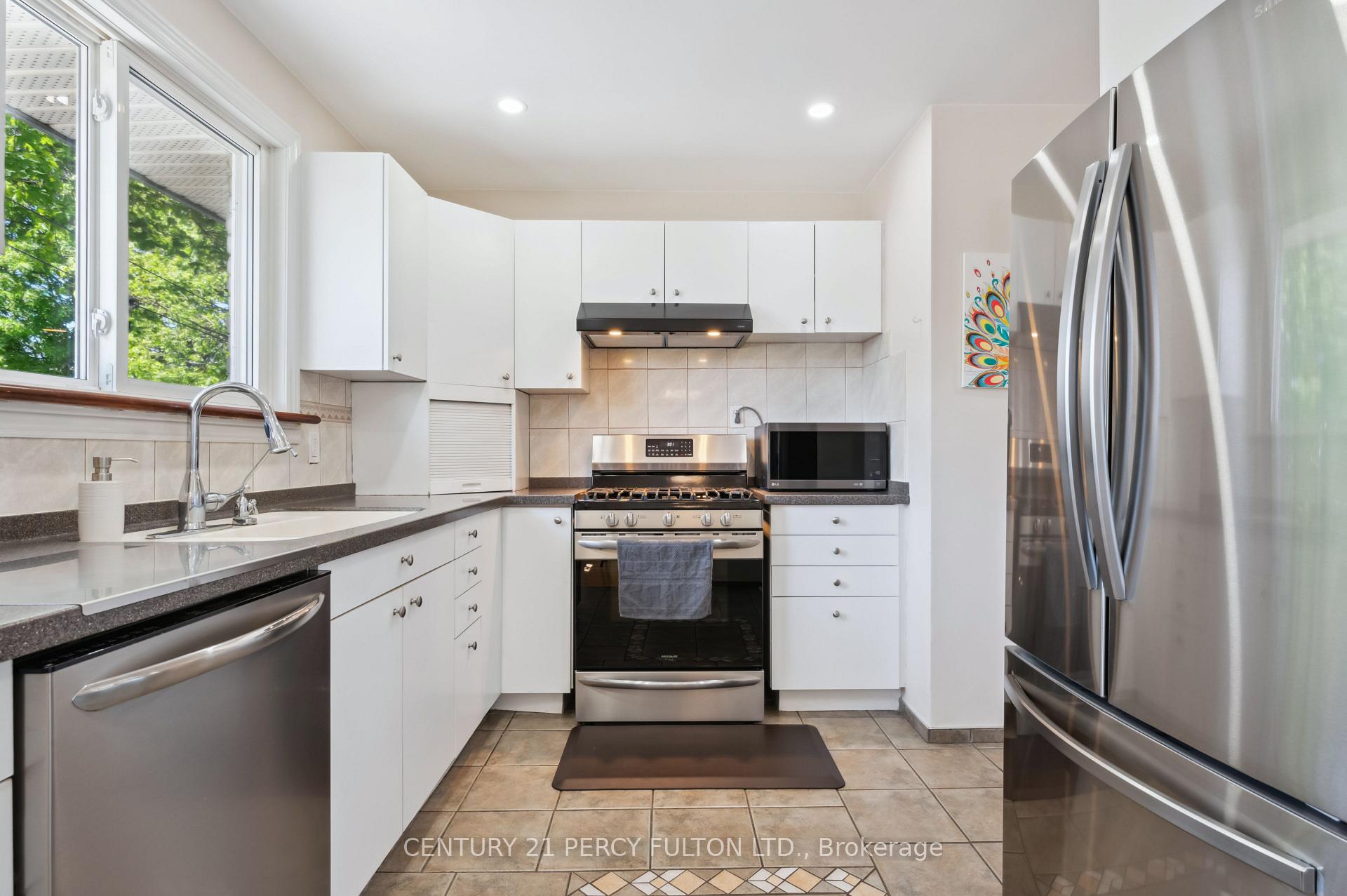 Photo 10 of 595 Northgate Avenue, Waterloo — HOMEH