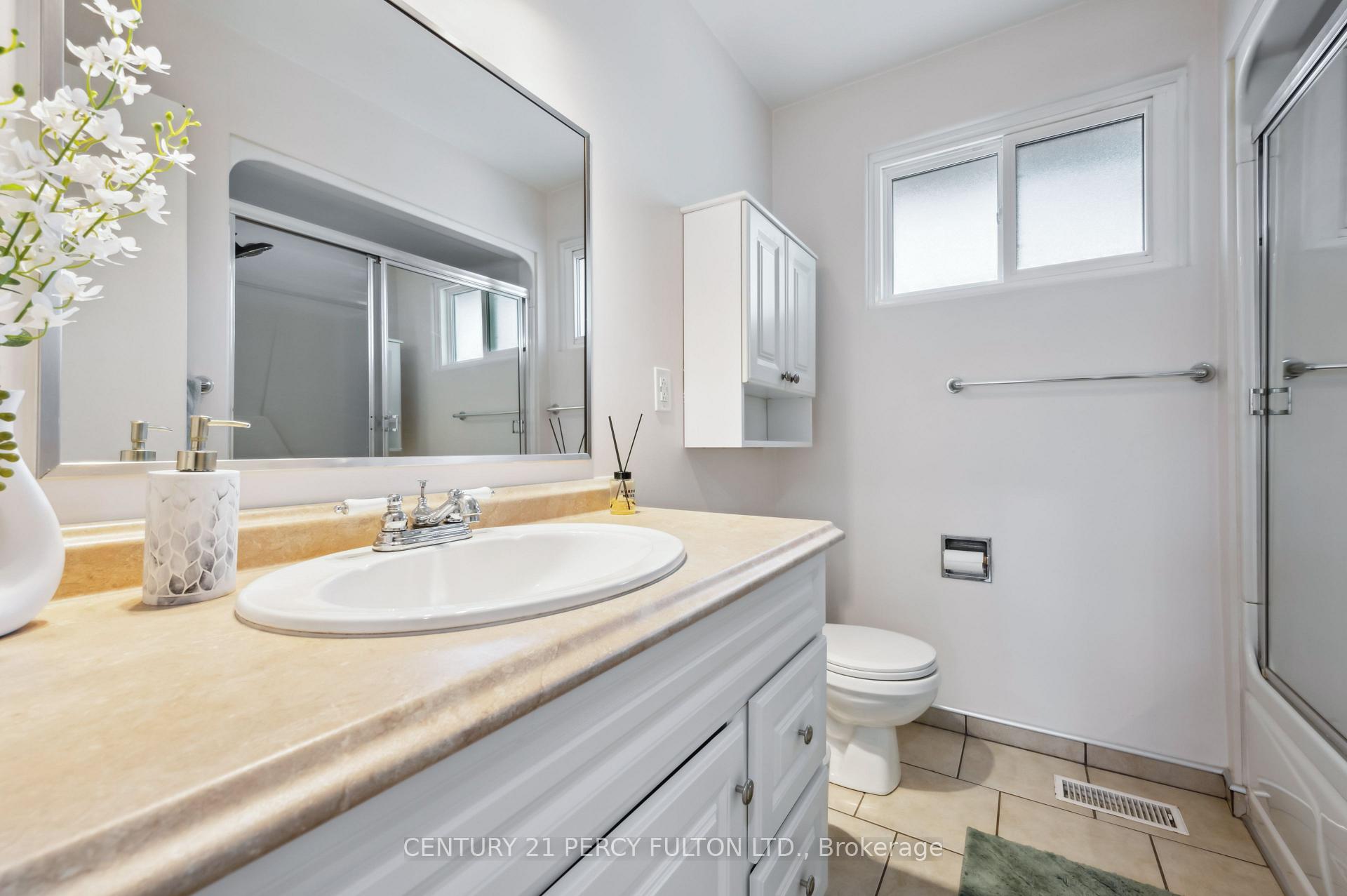 Photo 18 of 595 Northgate Avenue, Waterloo — HOMEH
